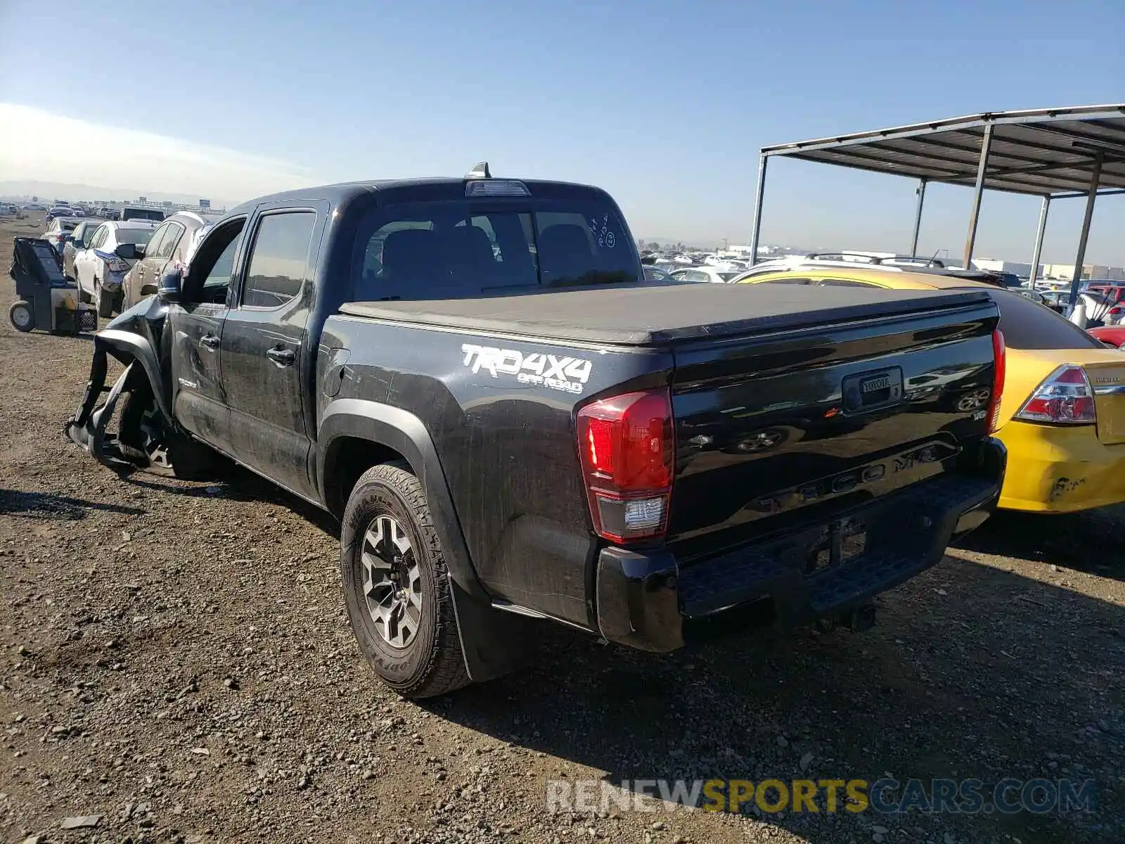 3 Photograph of a damaged car 3TMCZ5AN3KM277509 TOYOTA TACOMA 2019