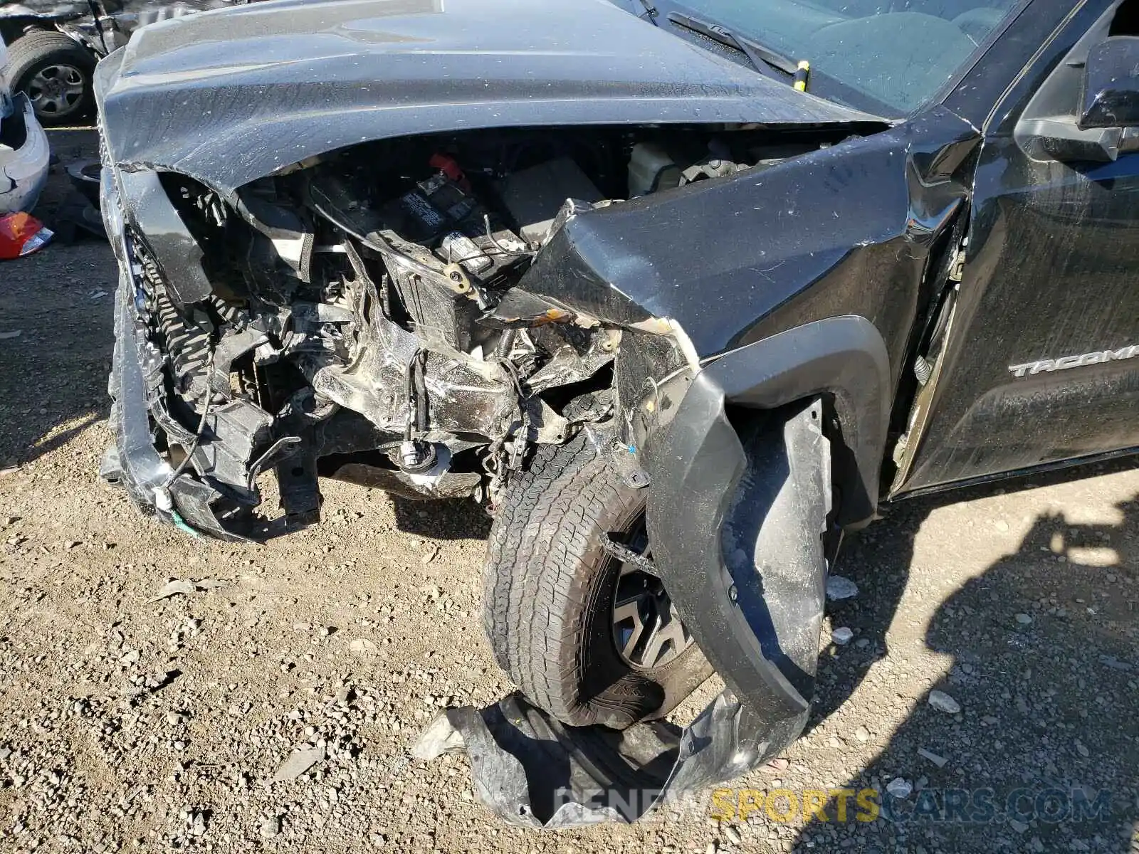 9 Photograph of a damaged car 3TMCZ5AN3KM277509 TOYOTA TACOMA 2019