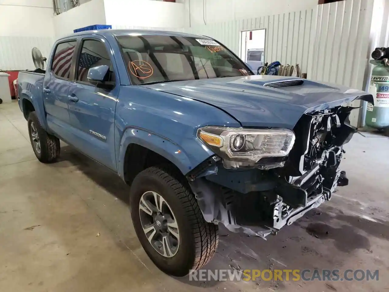 1 Photograph of a damaged car 3TMCZ5AN3KM280359 TOYOTA TACOMA 2019