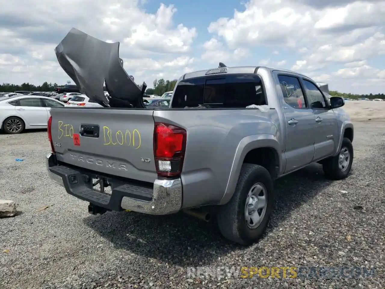 4 Фотография поврежденного автомобиля 3TMCZ5AN3KM280927 TOYOTA TACOMA 2019