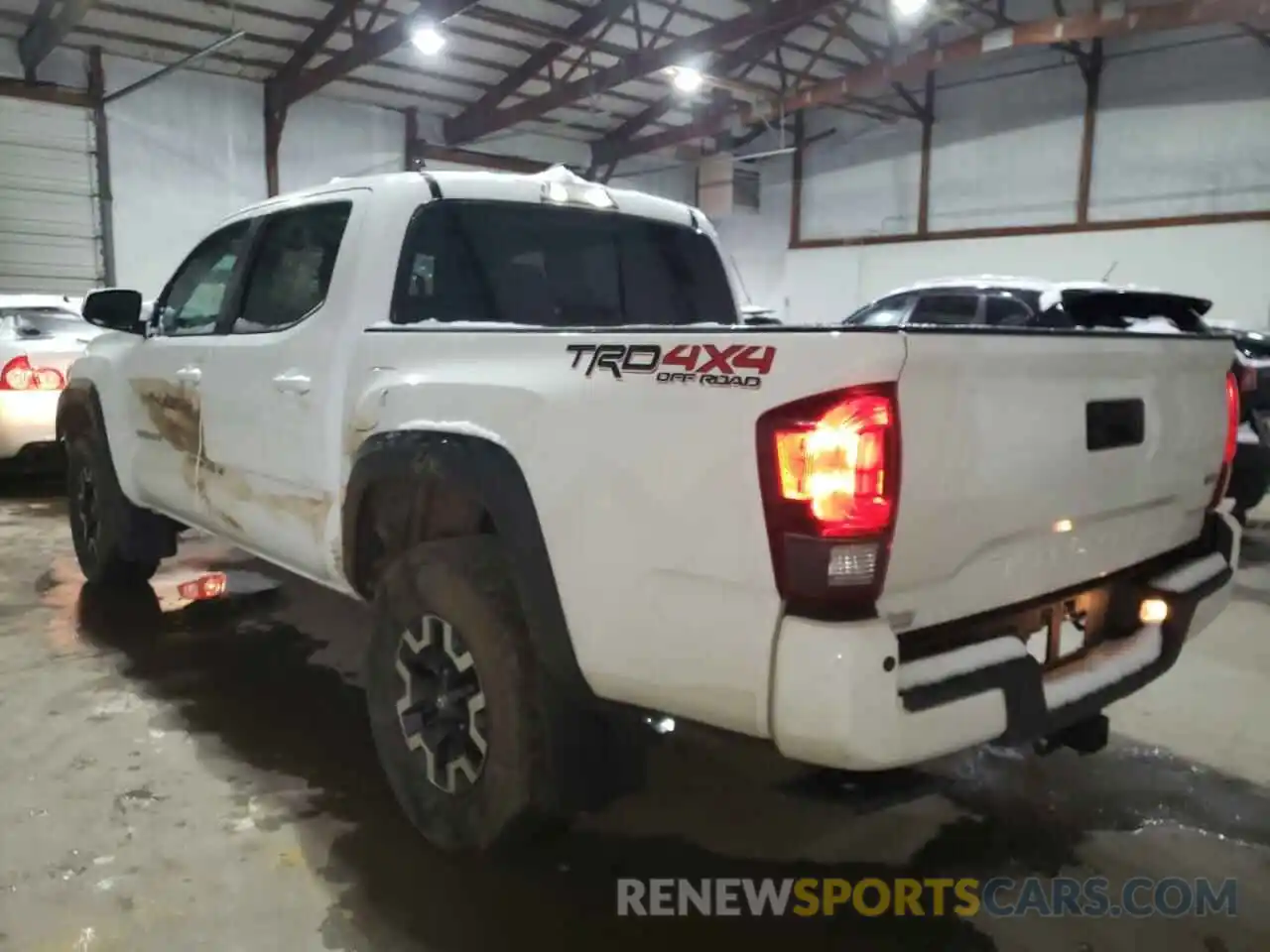 3 Photograph of a damaged car 3TMCZ5AN3KM282726 TOYOTA TACOMA 2019