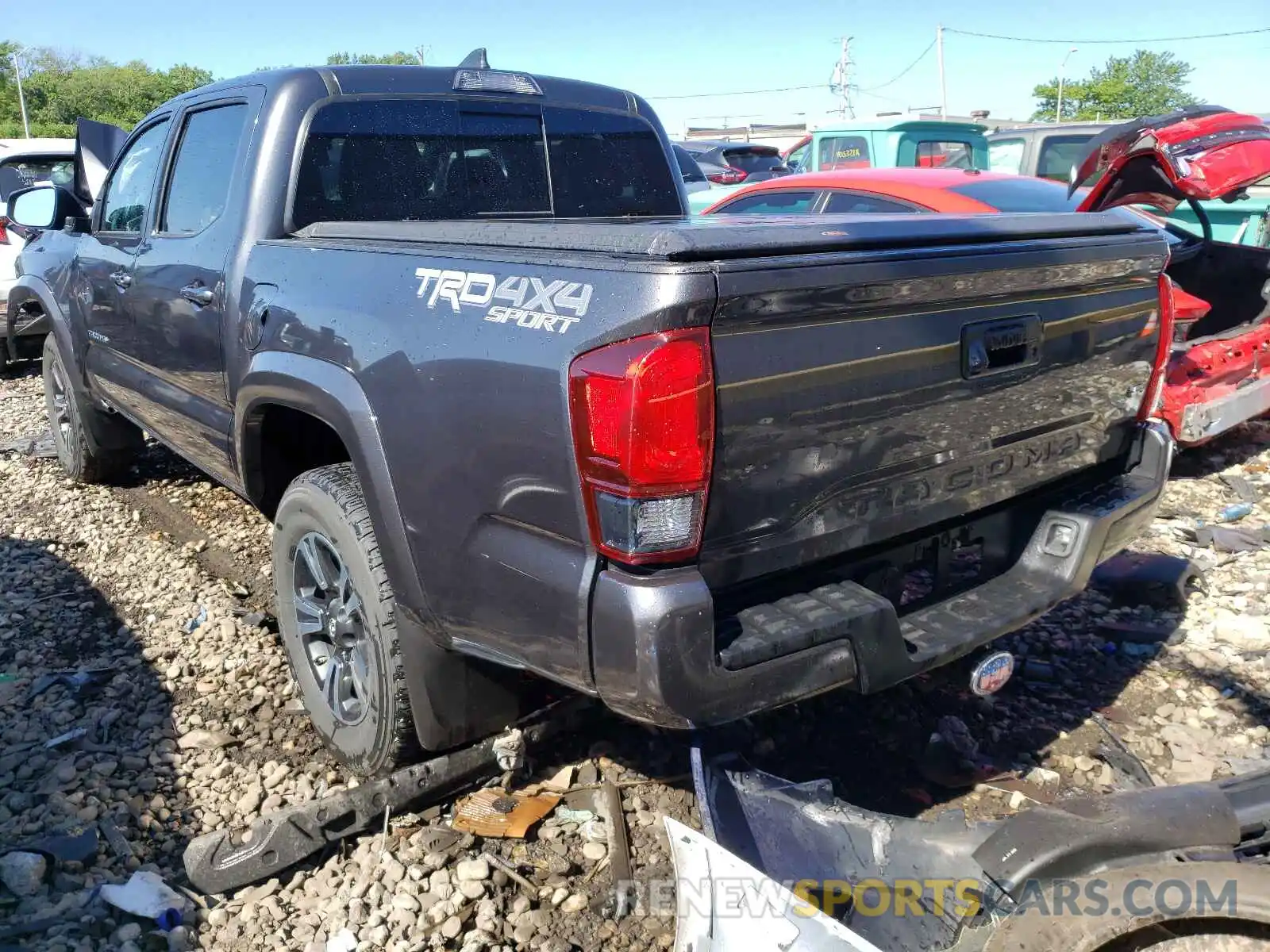 3 Photograph of a damaged car 3TMCZ5AN3KM283584 TOYOTA TACOMA 2019