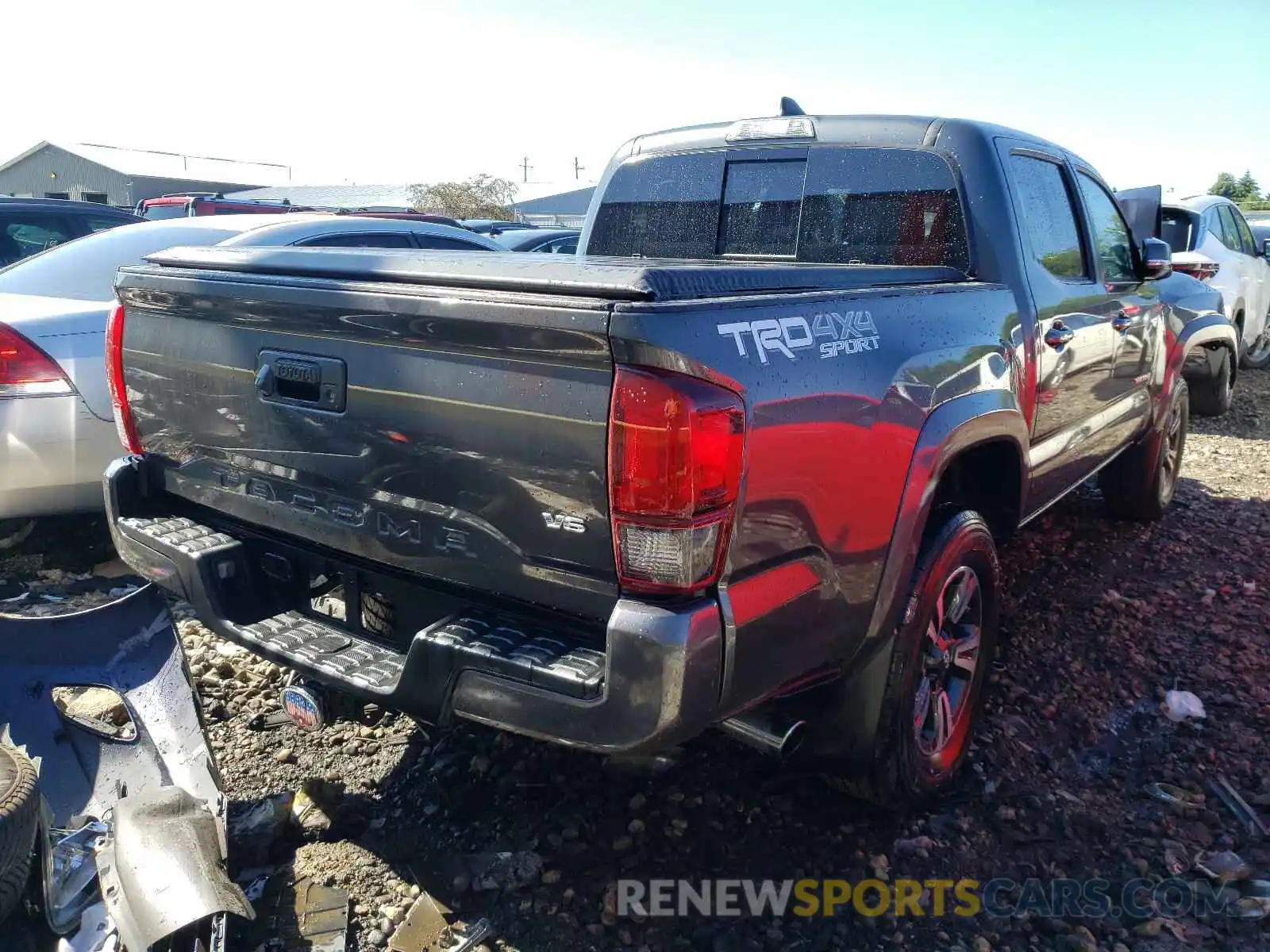 4 Photograph of a damaged car 3TMCZ5AN3KM283584 TOYOTA TACOMA 2019