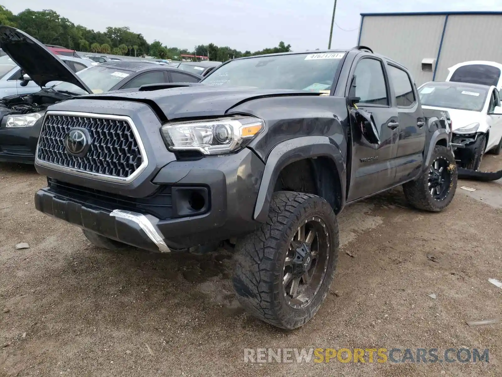 2 Фотография поврежденного автомобиля 3TMCZ5AN3KM284489 TOYOTA TACOMA 2019