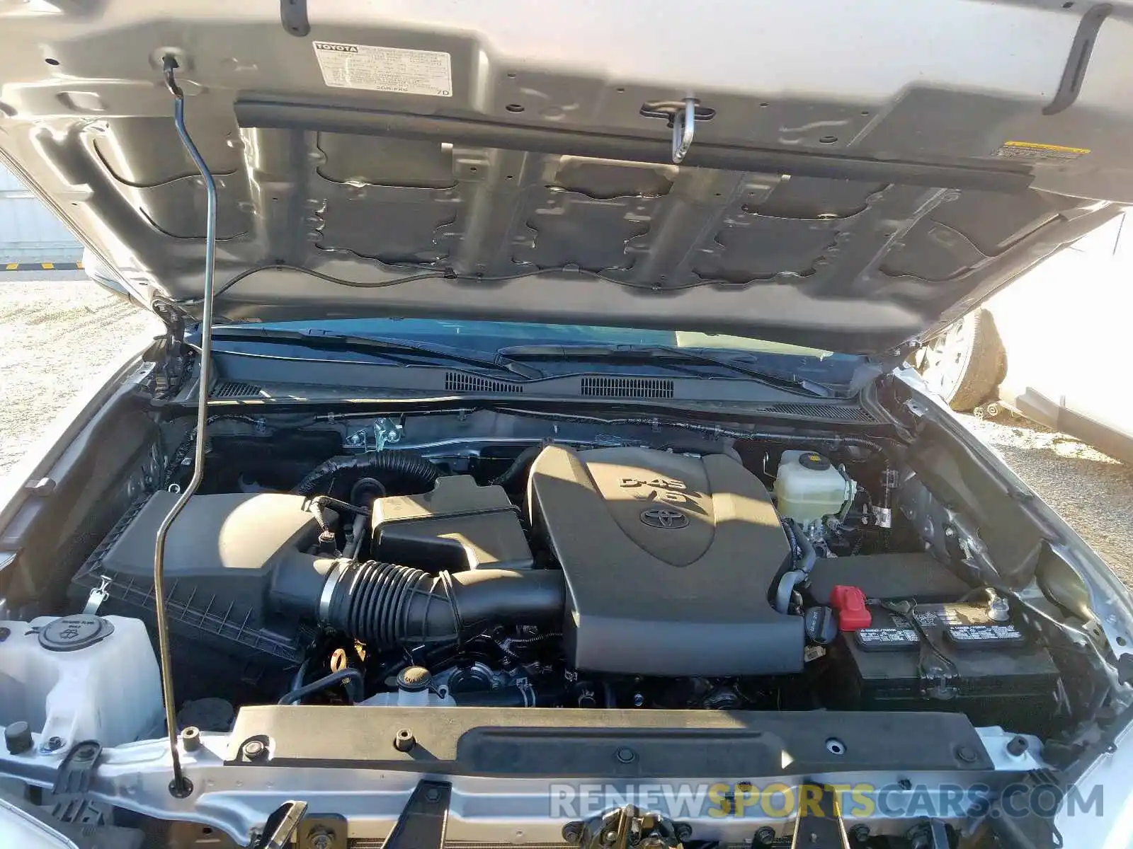 7 Photograph of a damaged car 3TMCZ5AN3KM284718 TOYOTA TACOMA 2019