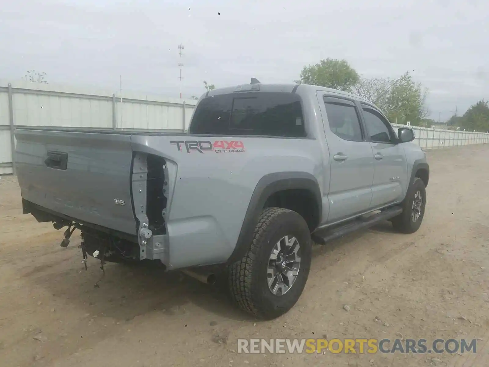 4 Photograph of a damaged car 3TMCZ5AN3KM285576 TOYOTA TACOMA 2019