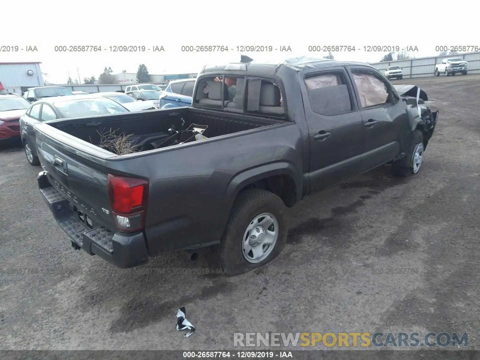 4 Фотография поврежденного автомобиля 3TMCZ5AN4KM191495 TOYOTA TACOMA 2019