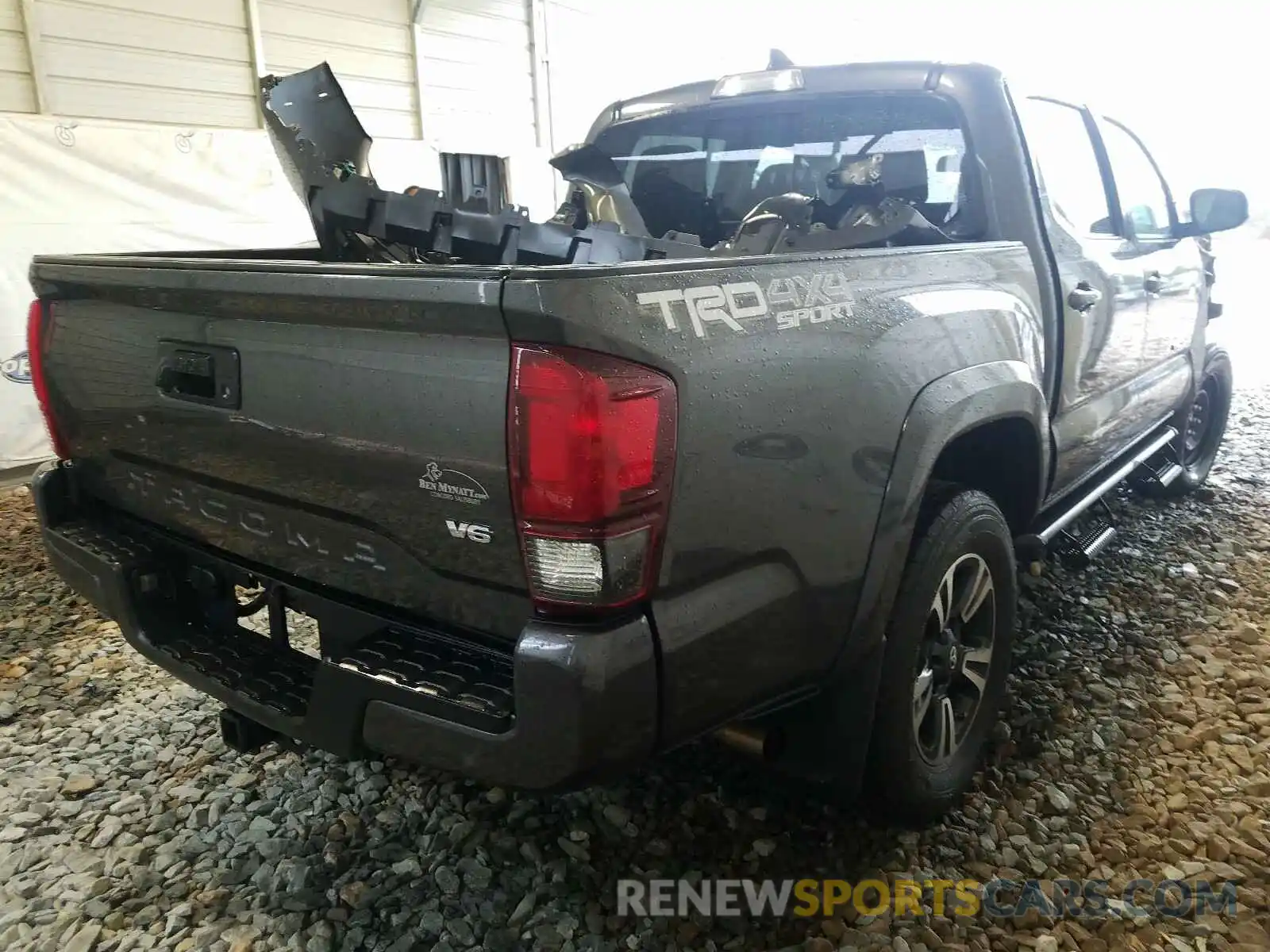 4 Photograph of a damaged car 3TMCZ5AN4KM191688 TOYOTA TACOMA 2019