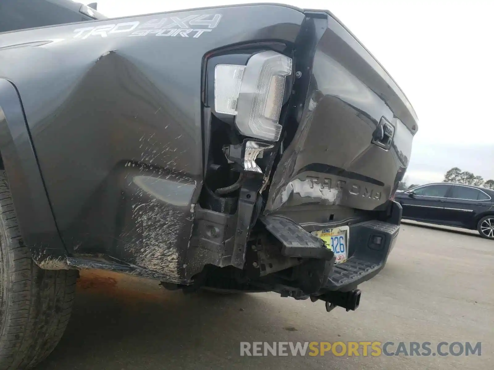 9 Photograph of a damaged car 3TMCZ5AN4KM191724 TOYOTA TACOMA 2019