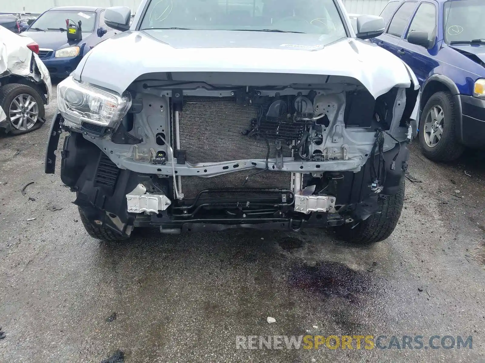 9 Photograph of a damaged car 3TMCZ5AN4KM192078 TOYOTA TACOMA 2019