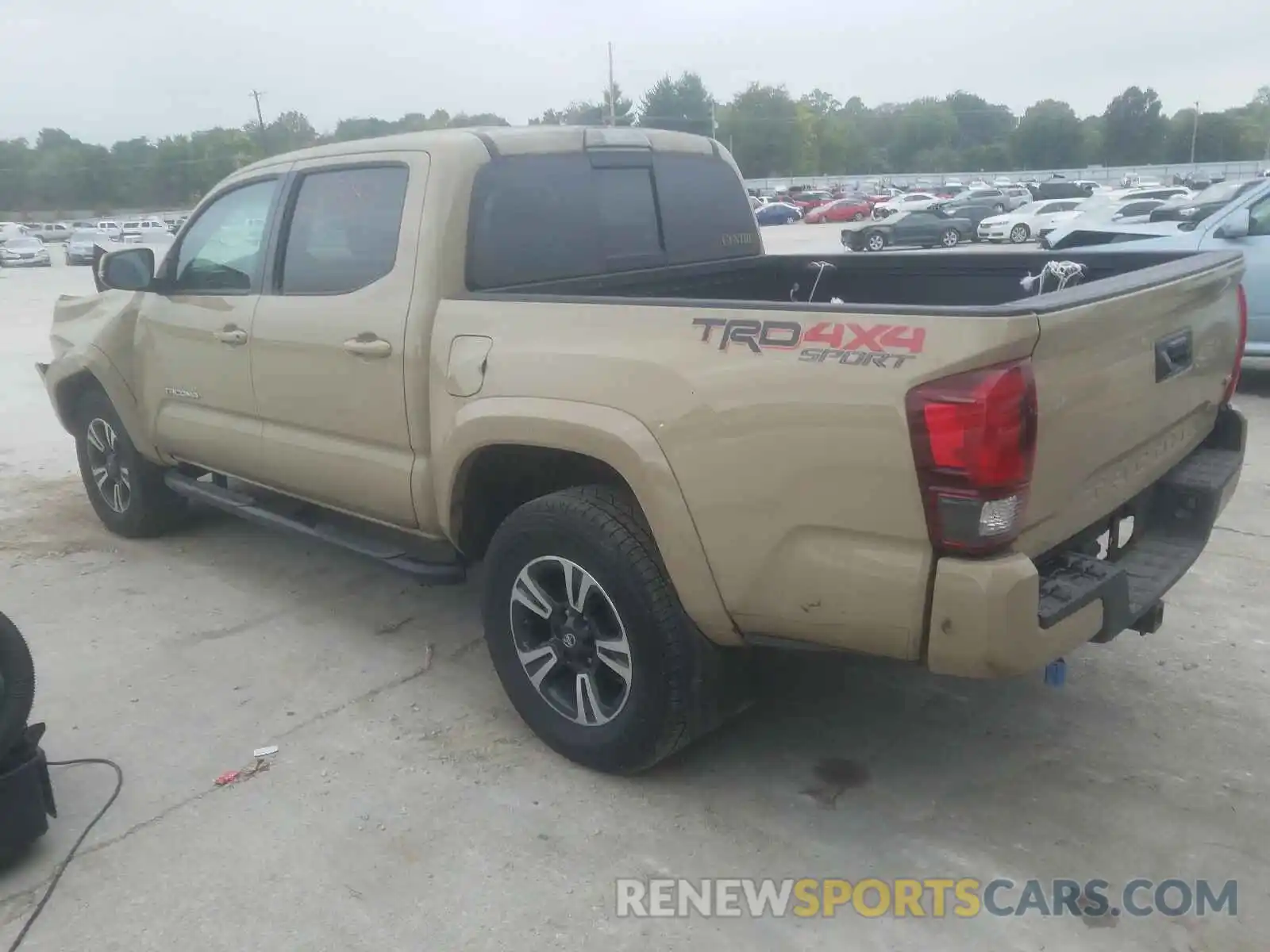 3 Photograph of a damaged car 3TMCZ5AN4KM192260 TOYOTA TACOMA 2019