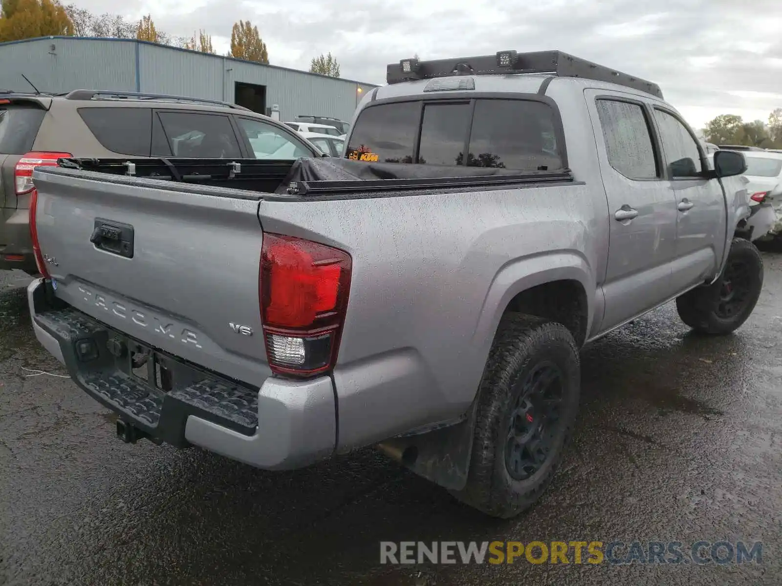 4 Photograph of a damaged car 3TMCZ5AN4KM193375 TOYOTA TACOMA 2019