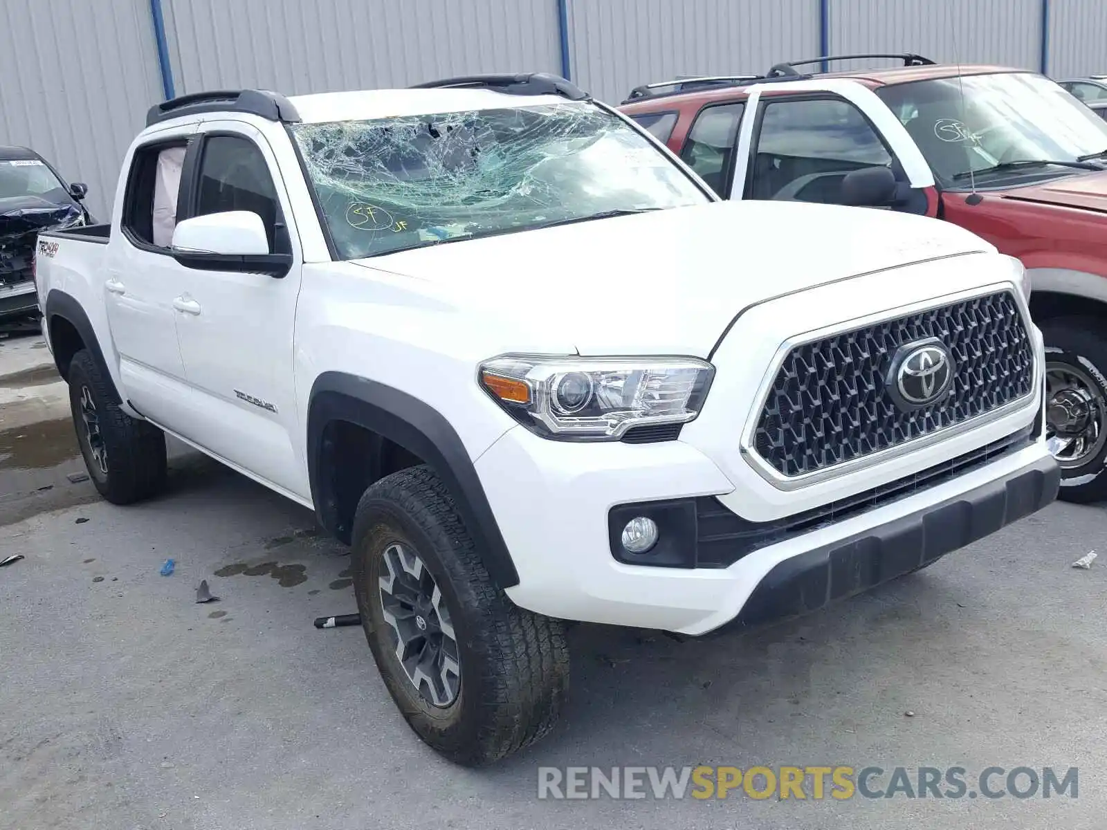 1 Photograph of a damaged car 3TMCZ5AN4KM194428 TOYOTA TACOMA 2019