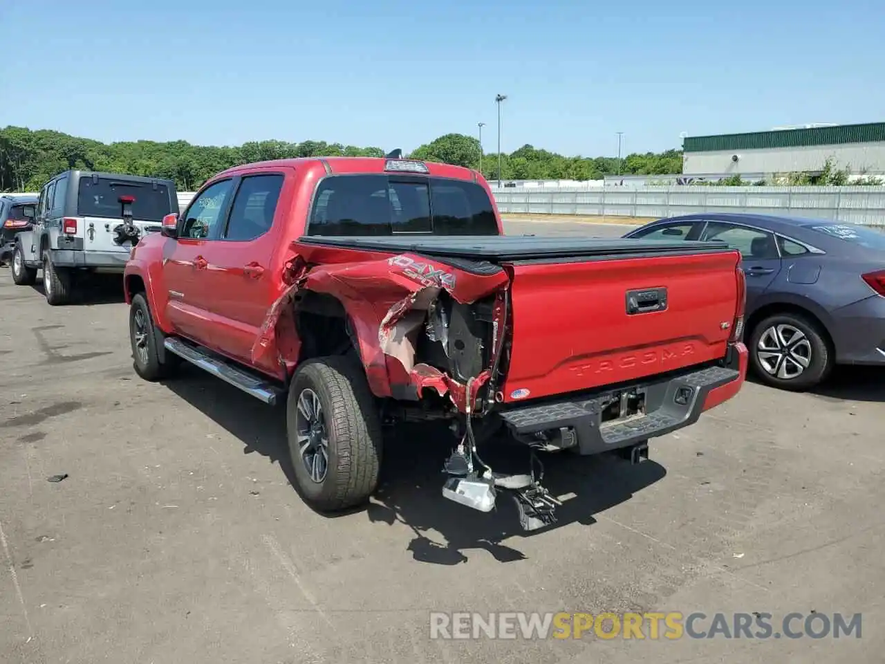 3 Photograph of a damaged car 3TMCZ5AN4KM195076 TOYOTA TACOMA 2019