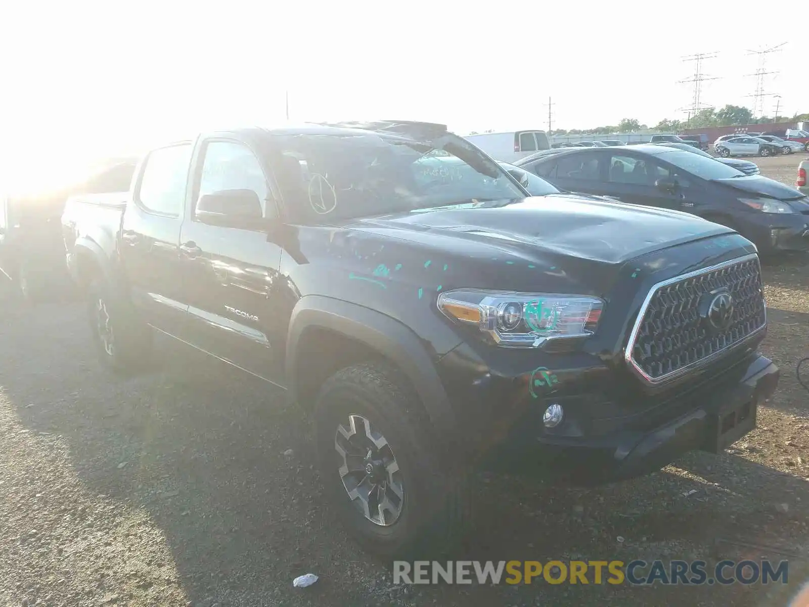 1 Photograph of a damaged car 3TMCZ5AN4KM196275 TOYOTA TACOMA 2019