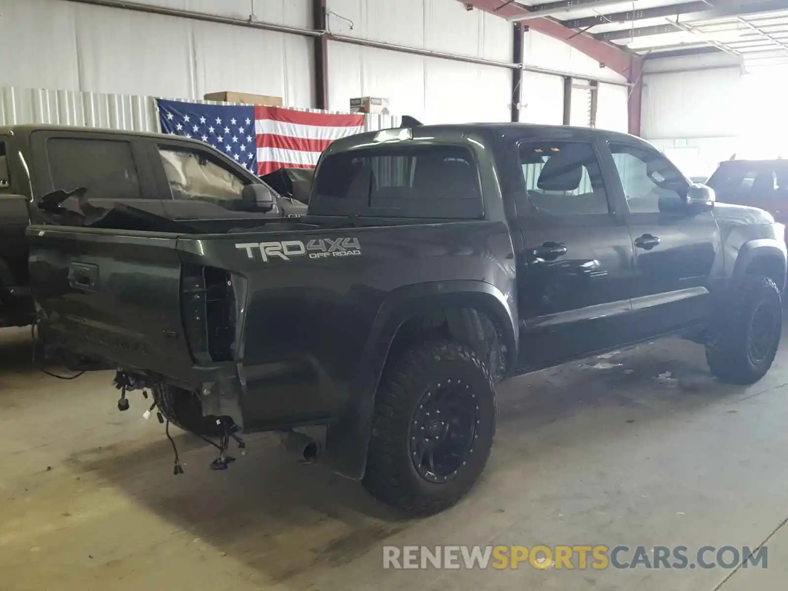 4 Photograph of a damaged car 3TMCZ5AN4KM197359 TOYOTA TACOMA 2019