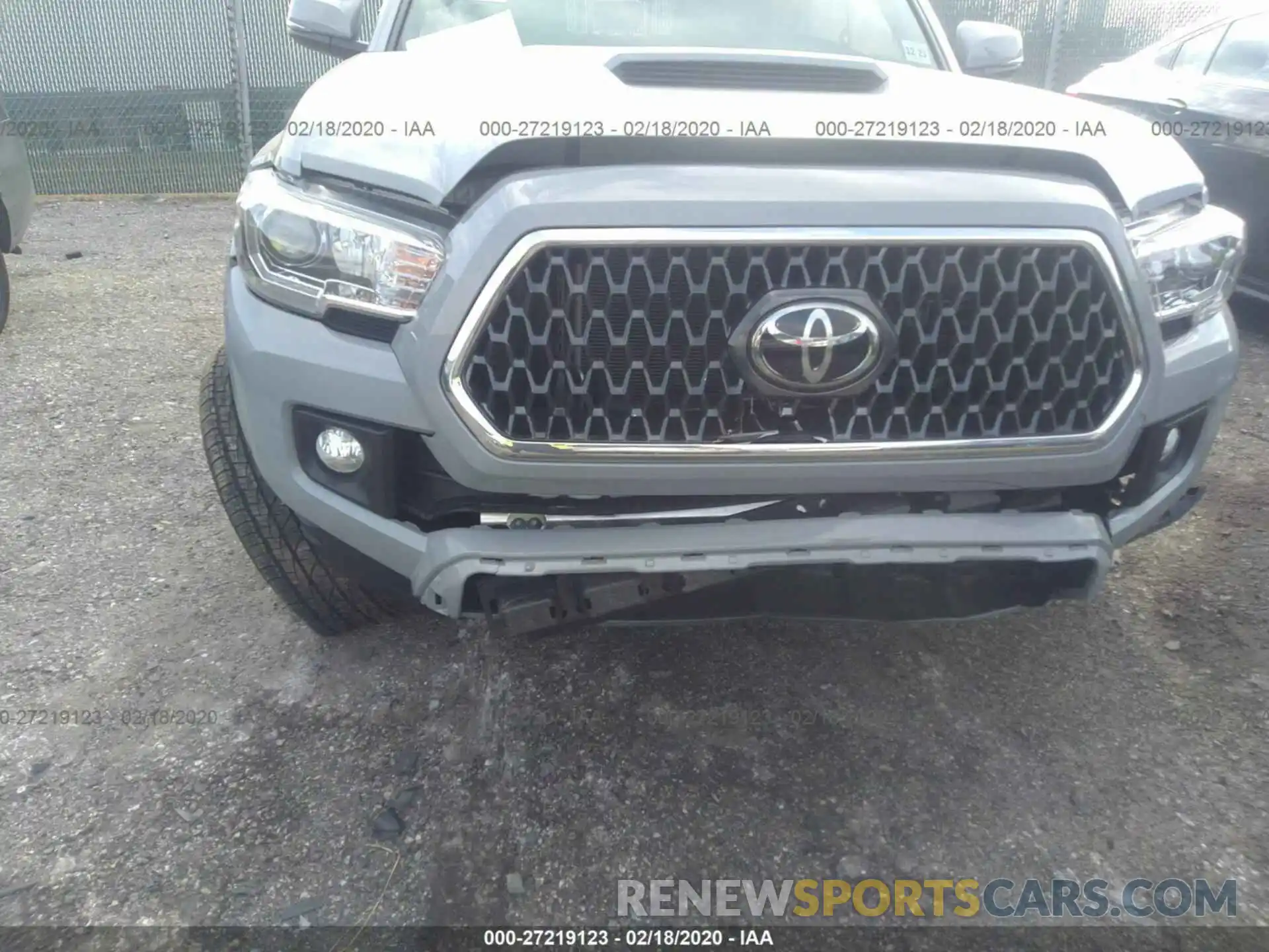 6 Photograph of a damaged car 3TMCZ5AN4KM199578 TOYOTA TACOMA 2019