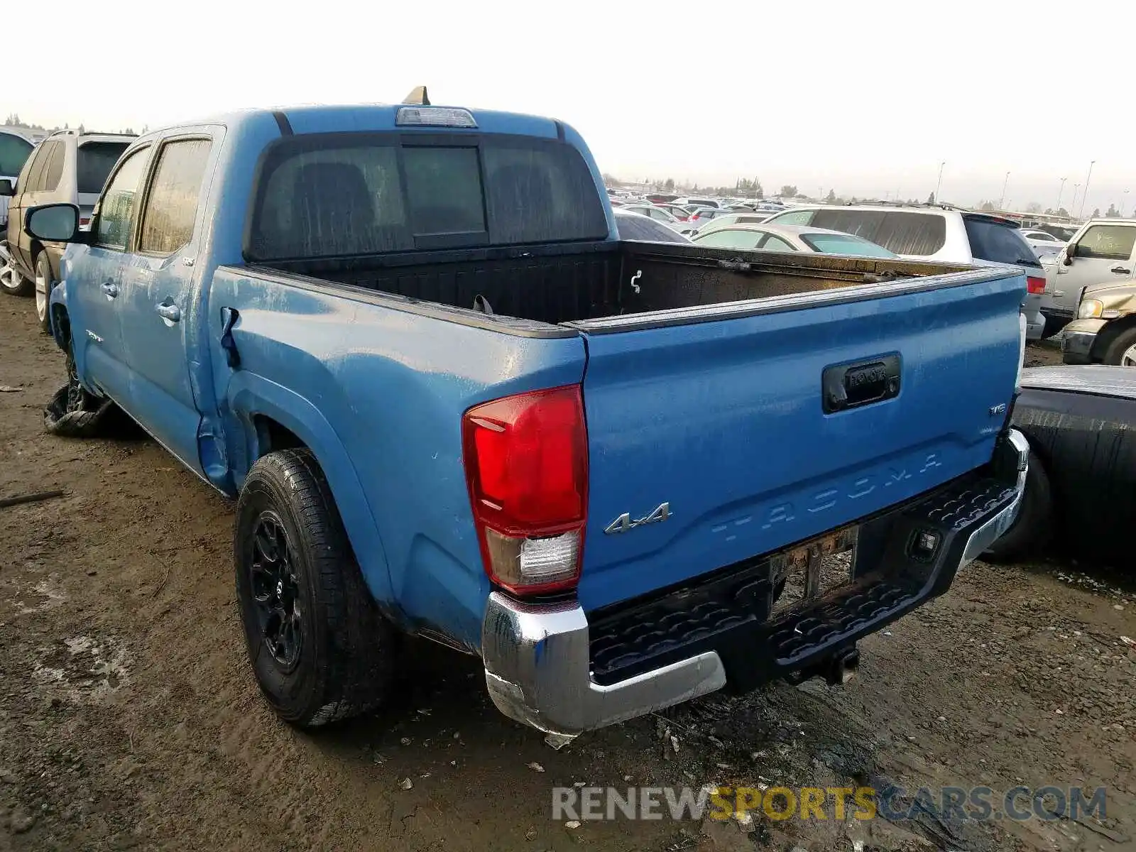 3 Photograph of a damaged car 3TMCZ5AN4KM202267 TOYOTA TACOMA 2019