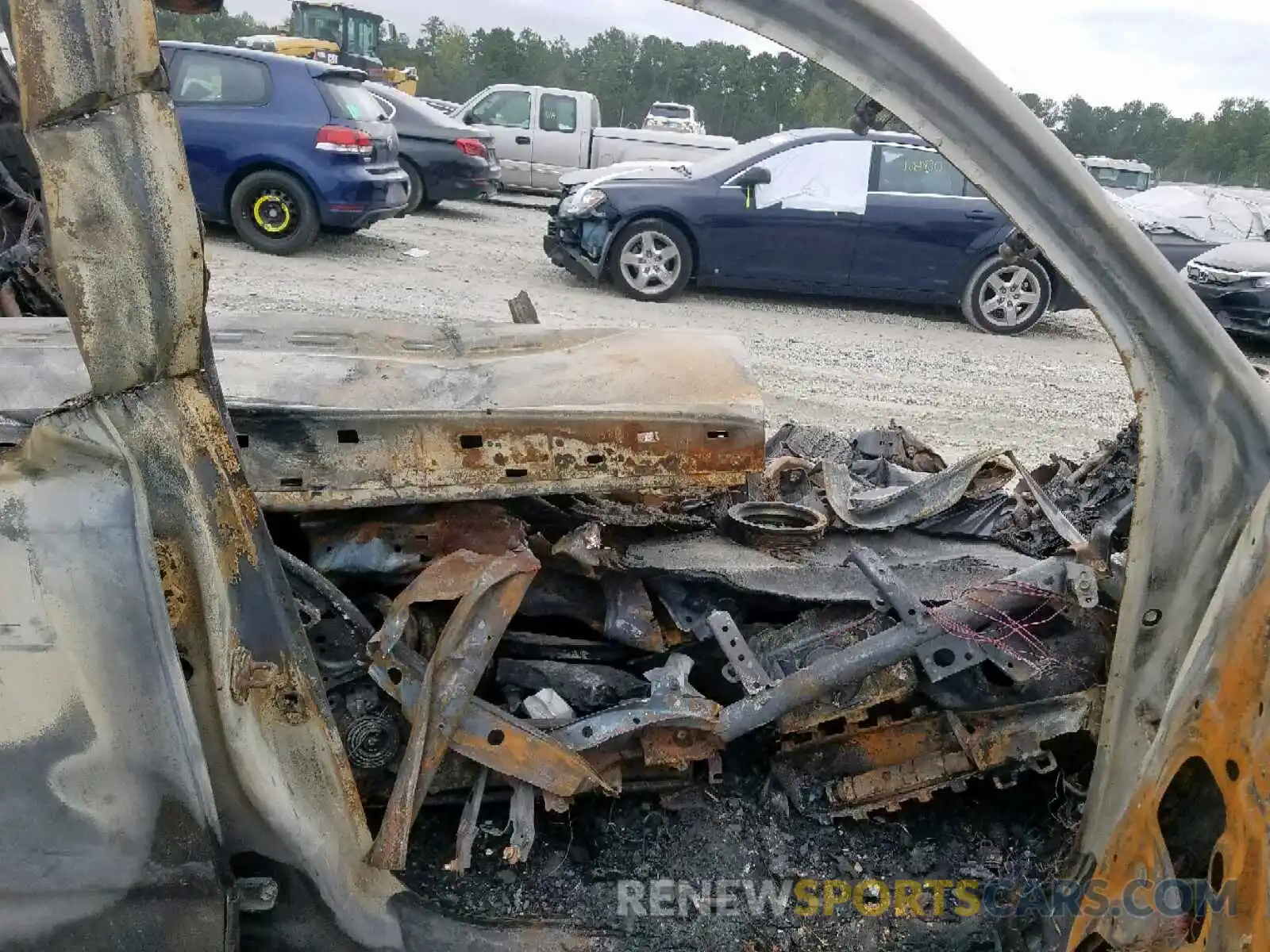 5 Photograph of a damaged car 3TMCZ5AN4KM202995 TOYOTA TACOMA 2019