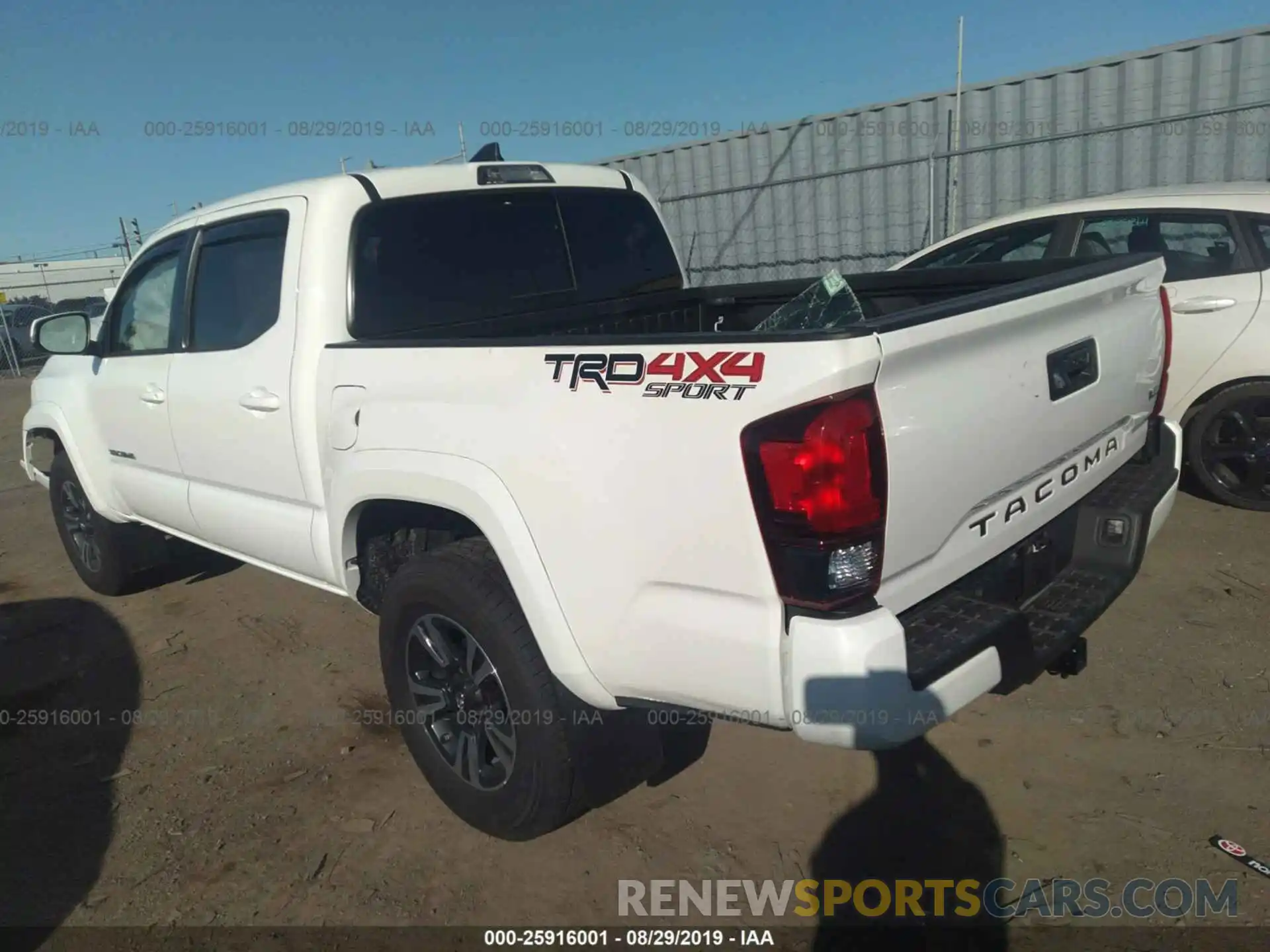 3 Photograph of a damaged car 3TMCZ5AN4KM203189 TOYOTA TACOMA 2019