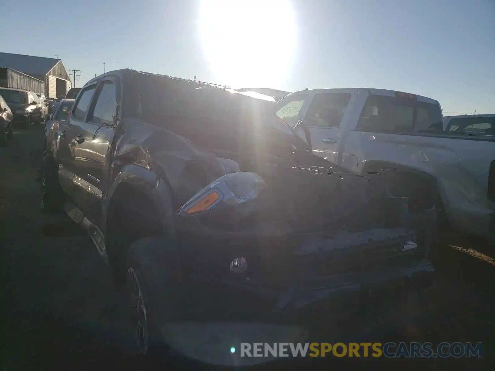 1 Photograph of a damaged car 3TMCZ5AN4KM205038 TOYOTA TACOMA 2019