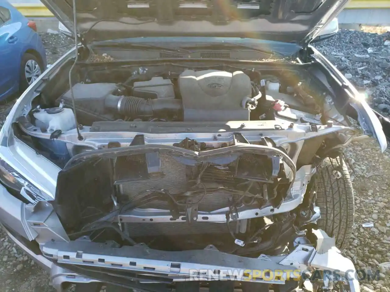 7 Photograph of a damaged car 3TMCZ5AN4KM205265 TOYOTA TACOMA 2019