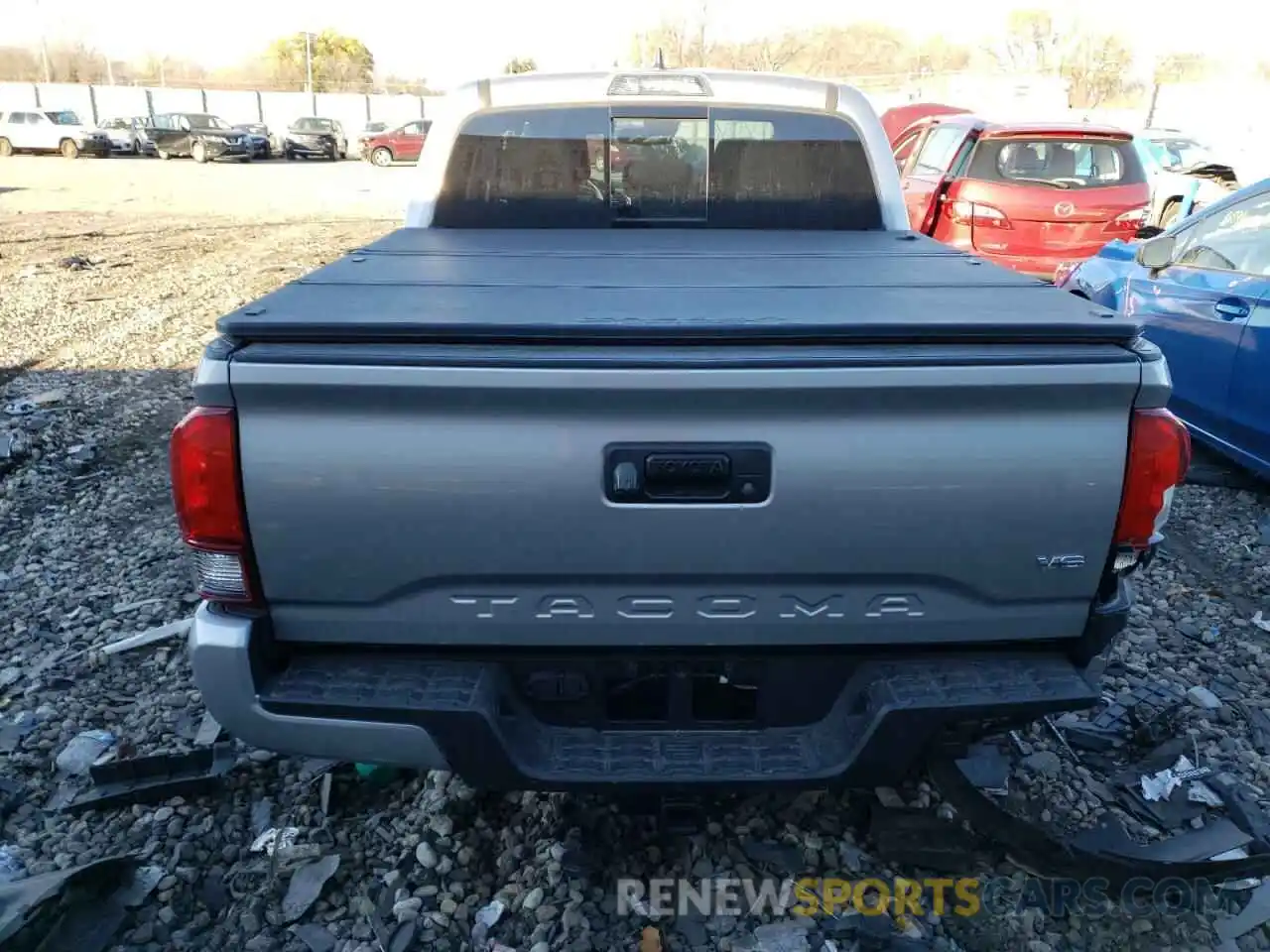 9 Photograph of a damaged car 3TMCZ5AN4KM205265 TOYOTA TACOMA 2019