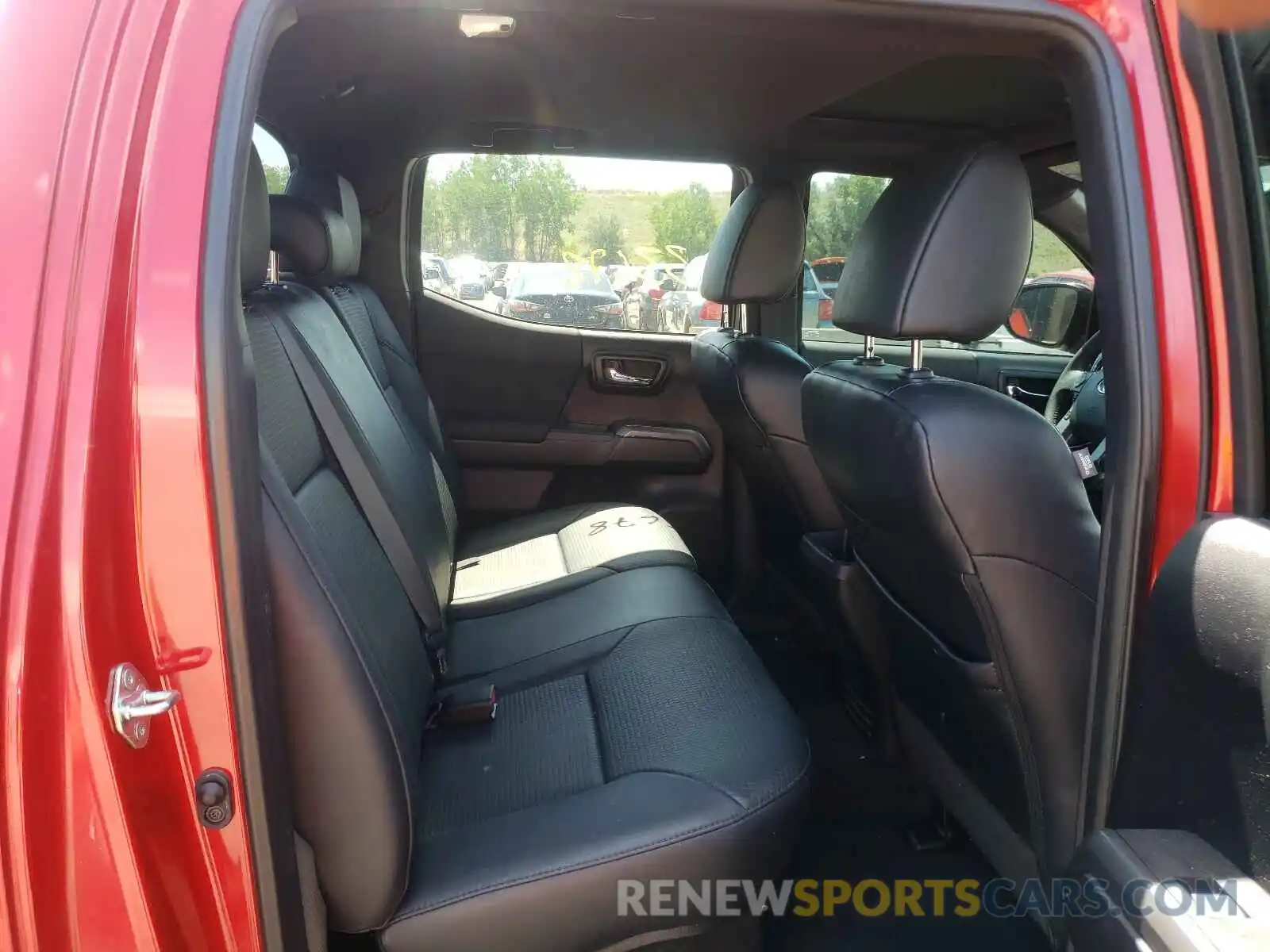 6 Photograph of a damaged car 3TMCZ5AN4KM205590 TOYOTA TACOMA 2019