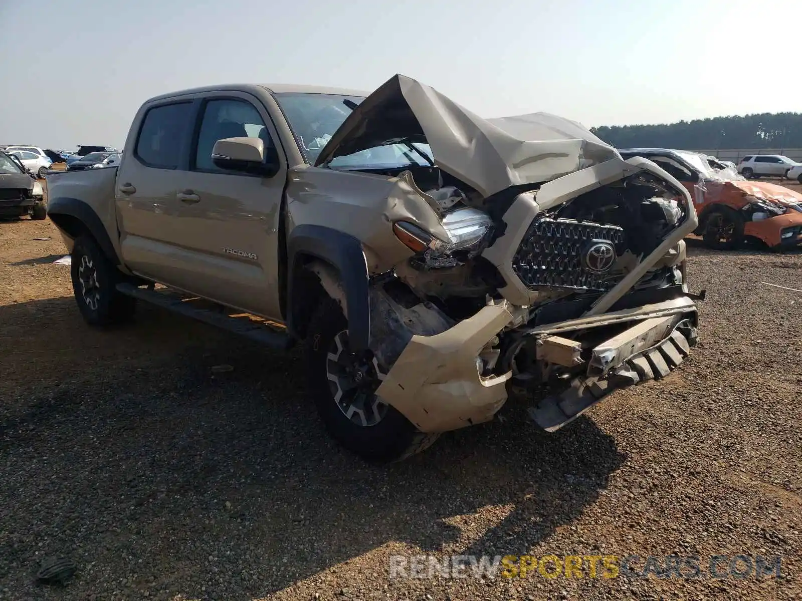 1 Photograph of a damaged car 3TMCZ5AN4KM206125 TOYOTA TACOMA 2019