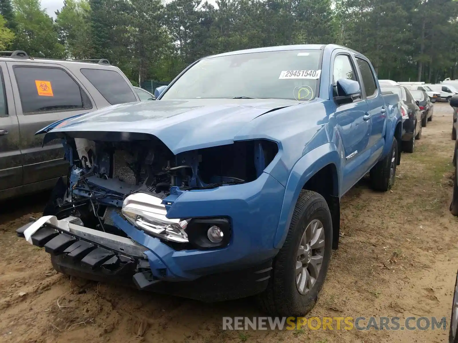 2 Photograph of a damaged car 3TMCZ5AN4KM210112 TOYOTA TACOMA 2019