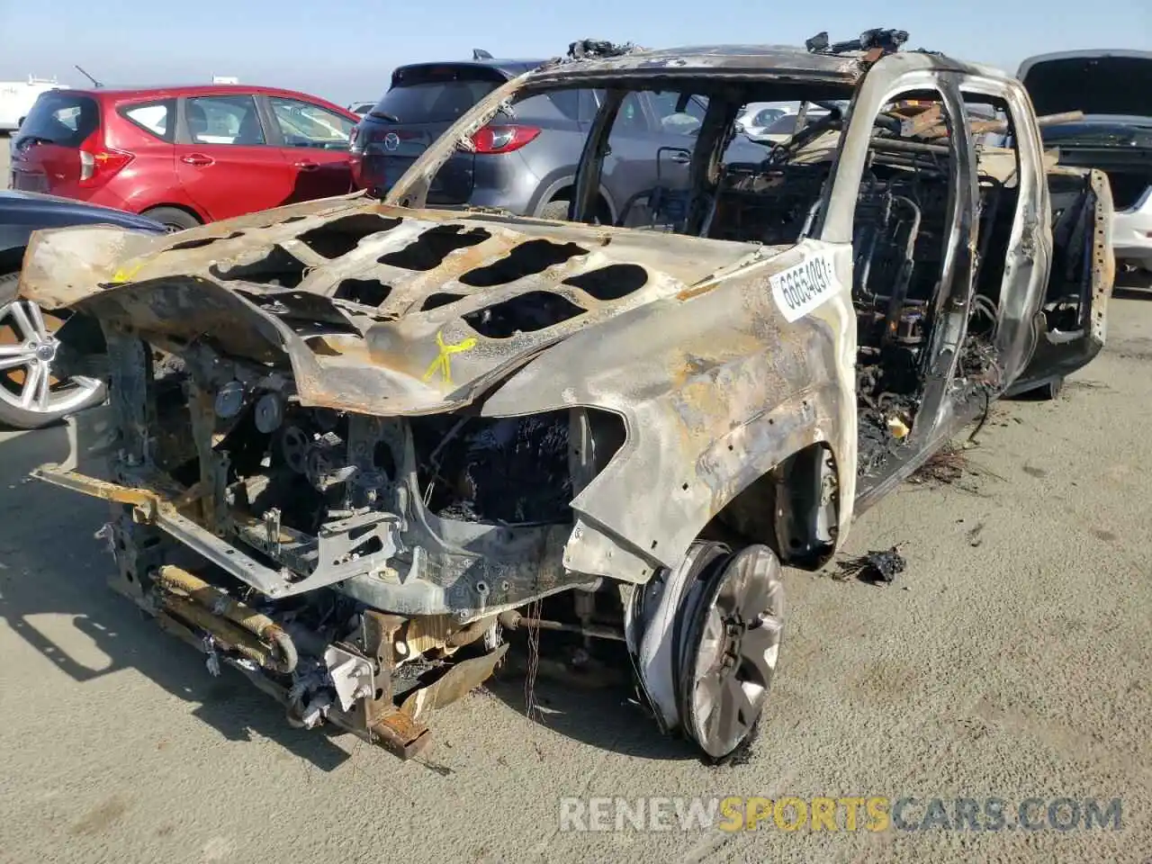 2 Photograph of a damaged car 3TMCZ5AN4KM222082 TOYOTA TACOMA 2019