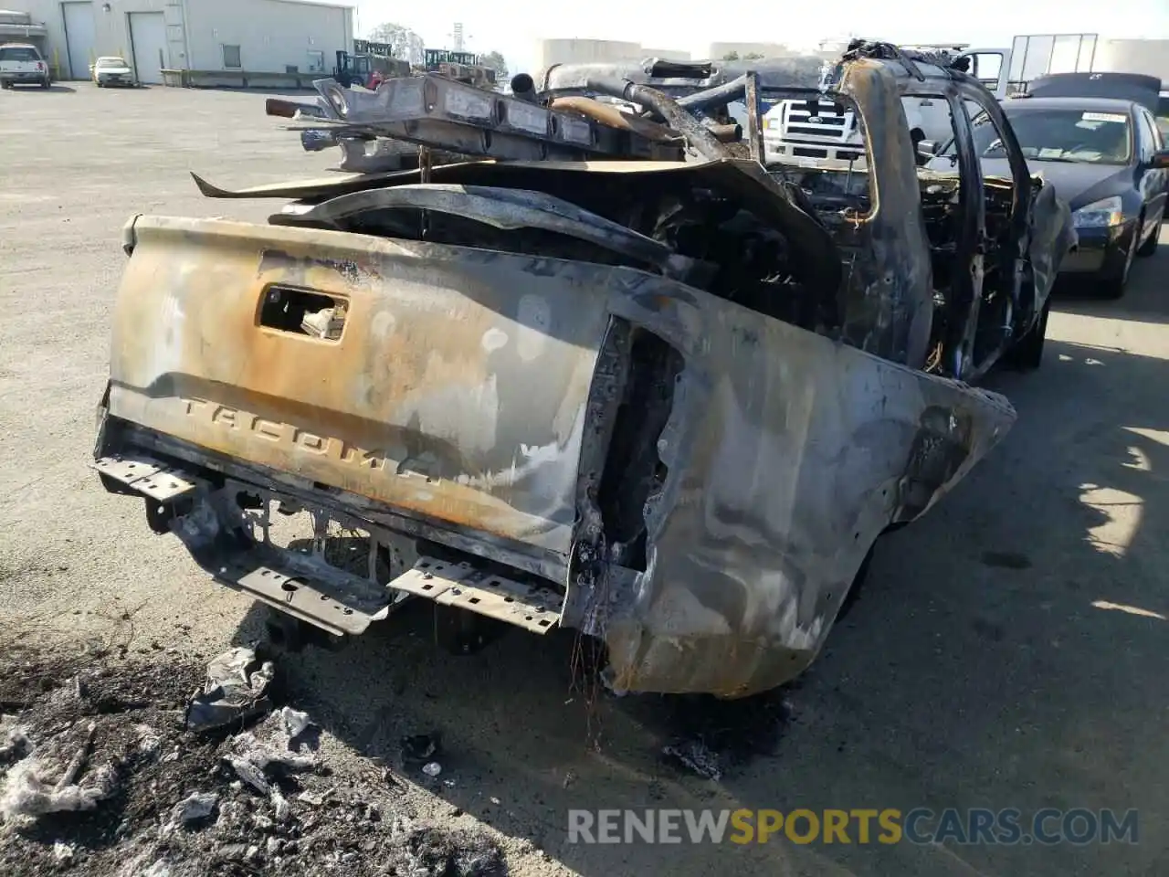 4 Photograph of a damaged car 3TMCZ5AN4KM222082 TOYOTA TACOMA 2019