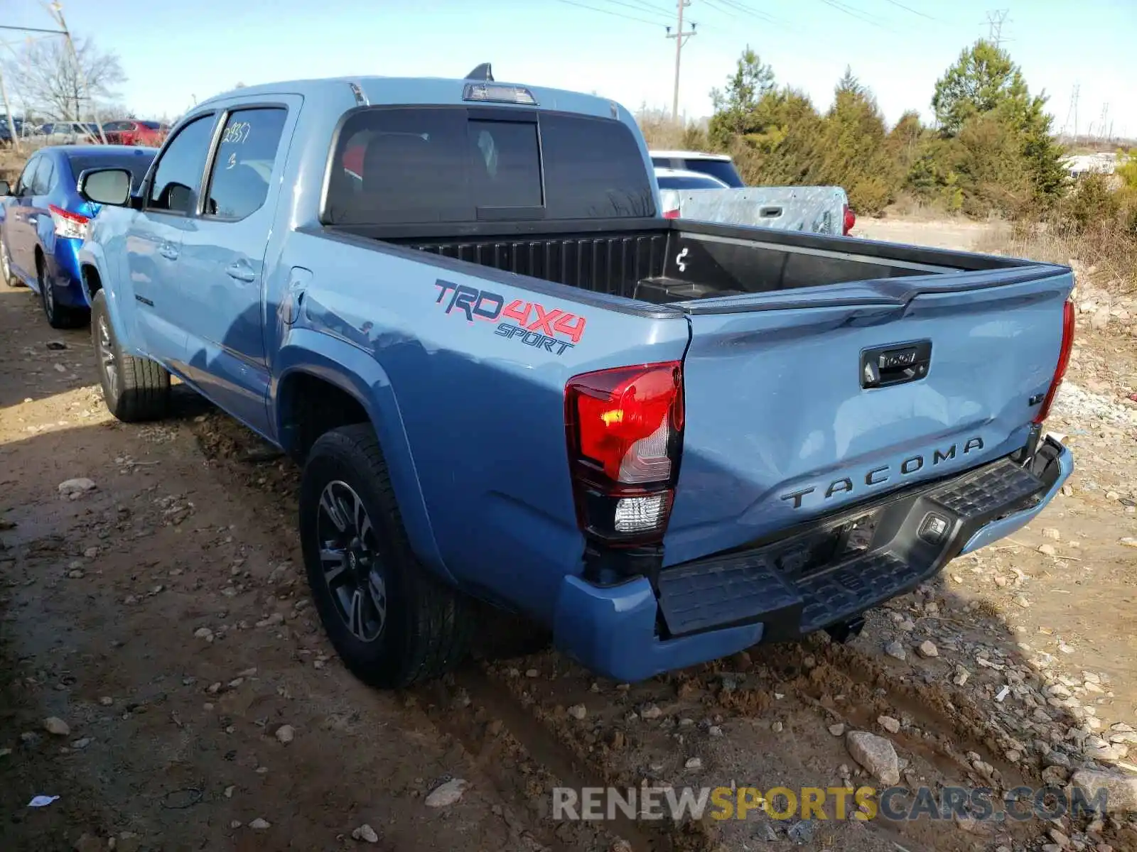 3 Photograph of a damaged car 3TMCZ5AN4KM225631 TOYOTA TACOMA 2019