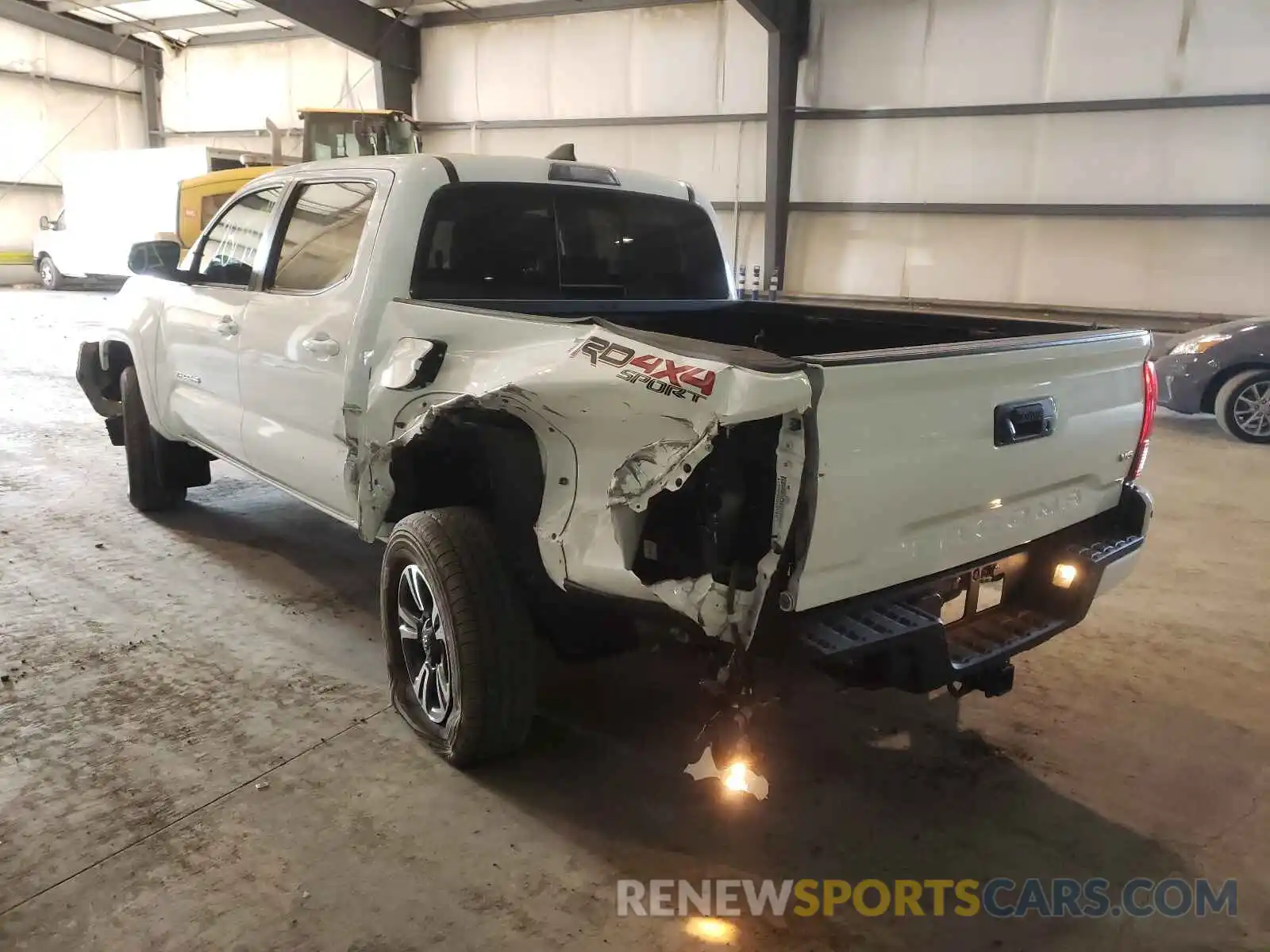 3 Photograph of a damaged car 3TMCZ5AN4KM226472 TOYOTA TACOMA 2019