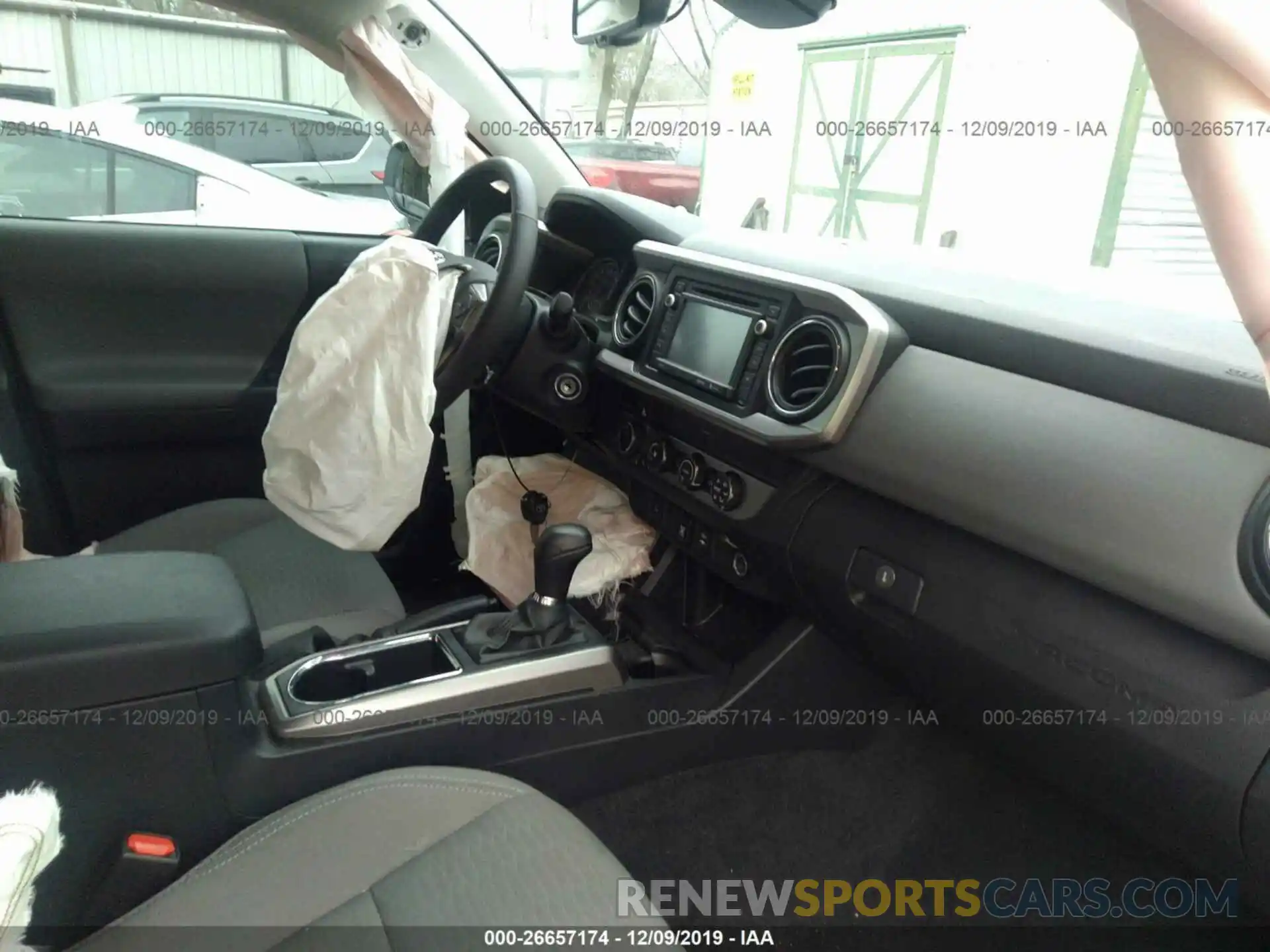 5 Photograph of a damaged car 3TMCZ5AN4KM228139 TOYOTA TACOMA 2019