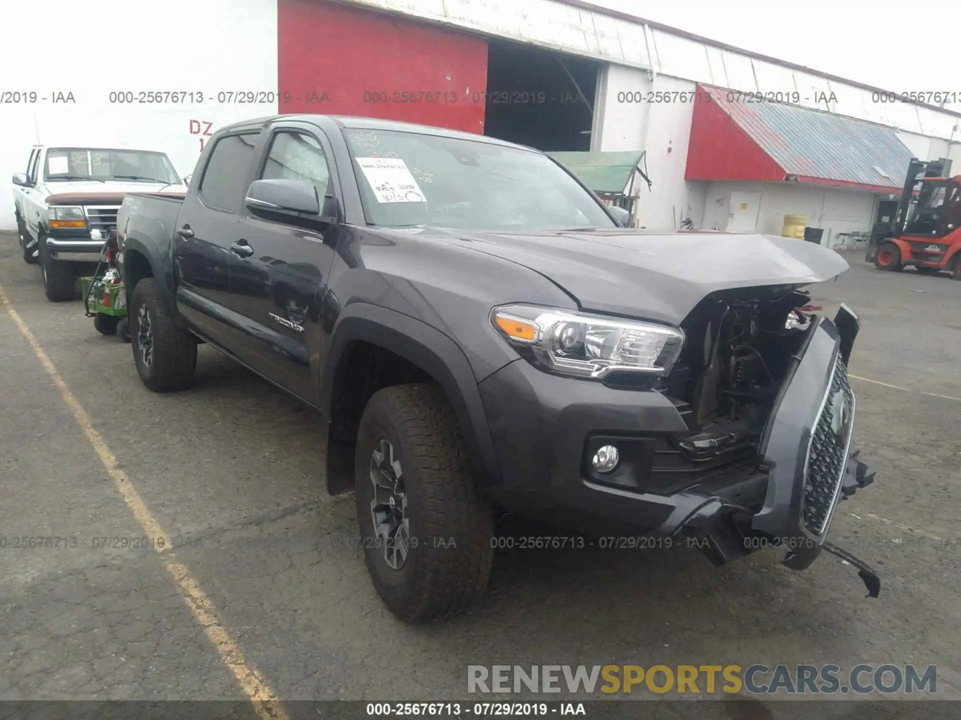 1 Photograph of a damaged car 3TMCZ5AN4KM228187 TOYOTA TACOMA 2019