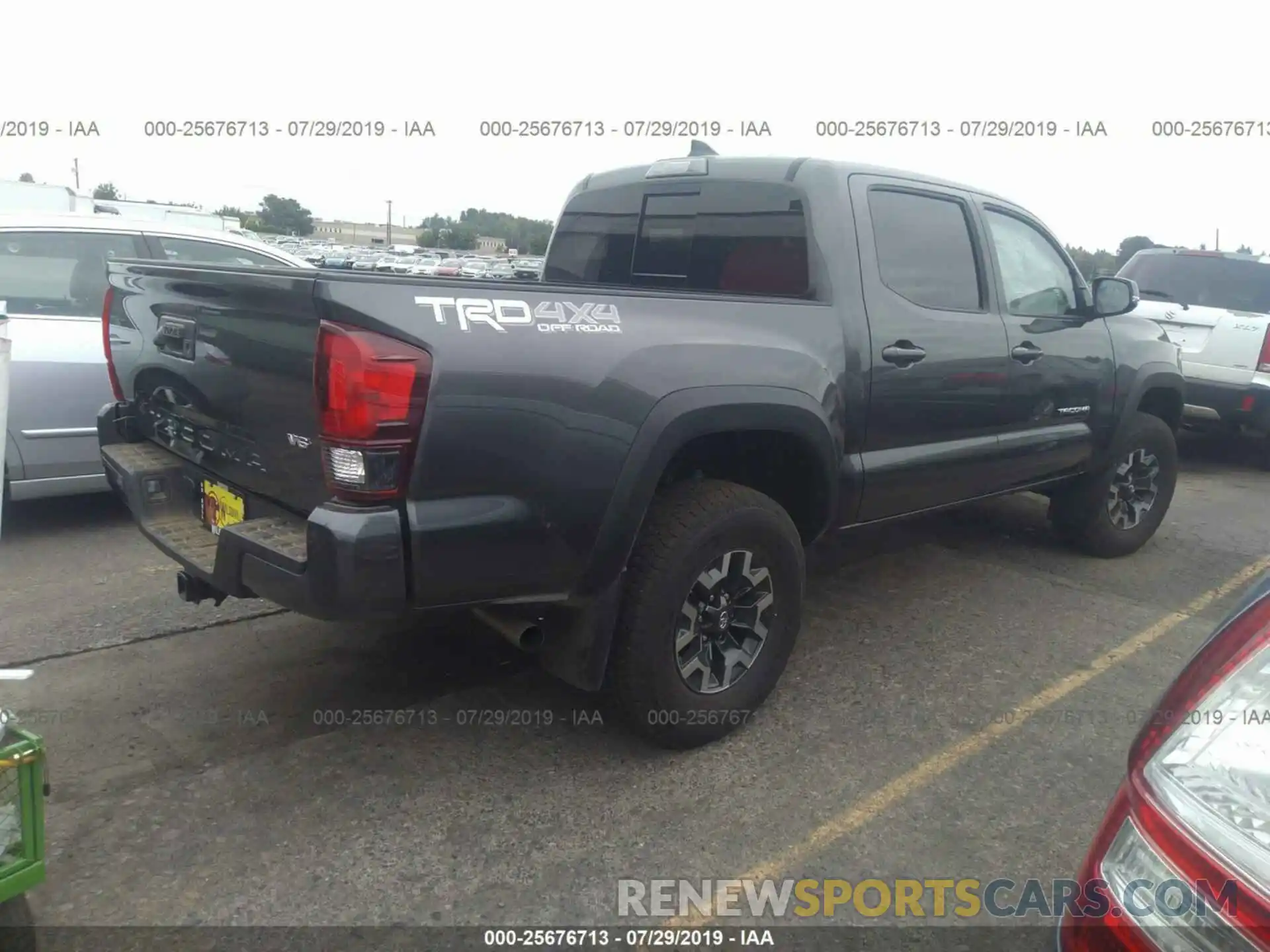 4 Photograph of a damaged car 3TMCZ5AN4KM228187 TOYOTA TACOMA 2019