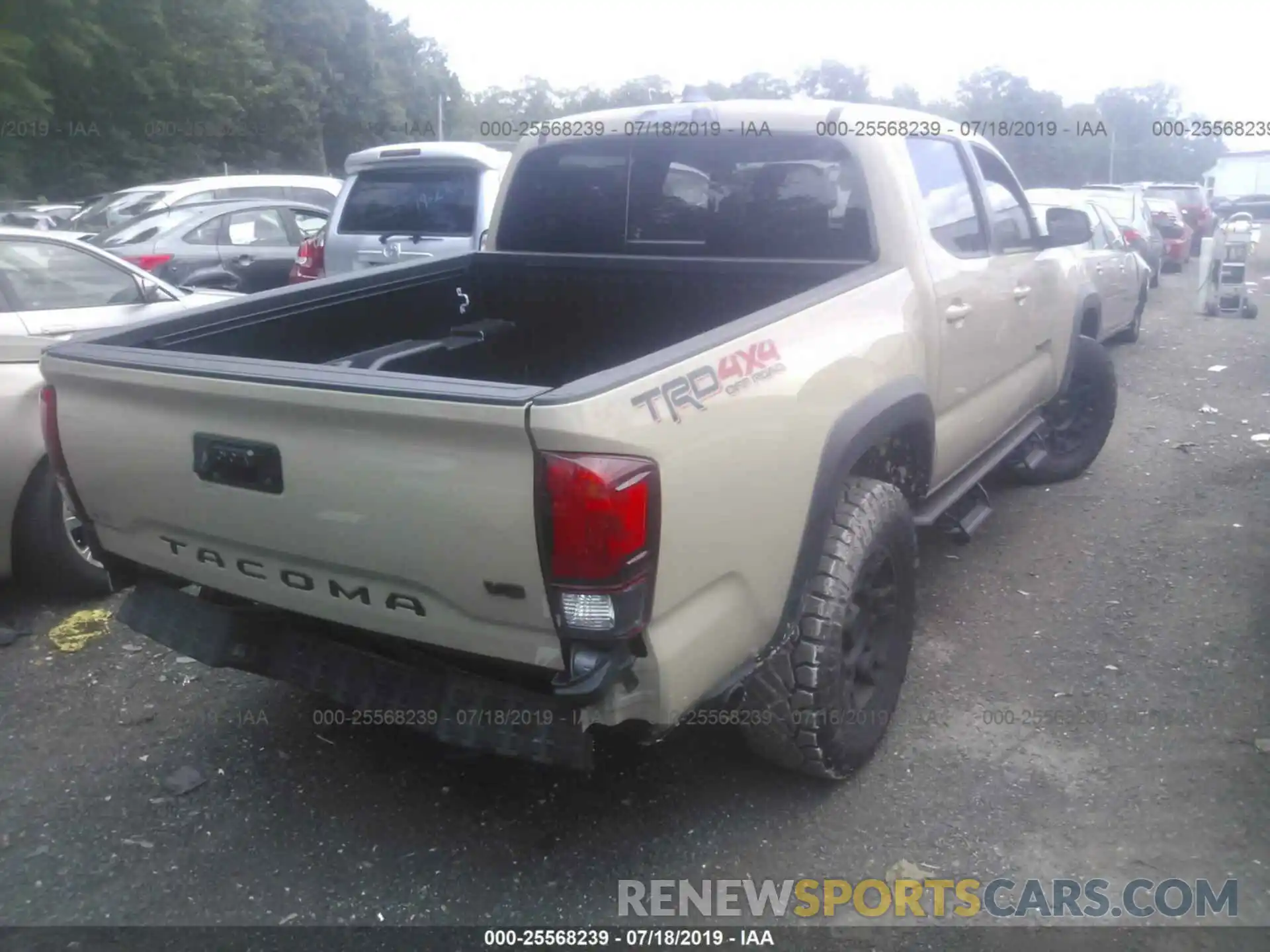 4 Photograph of a damaged car 3TMCZ5AN4KM229467 TOYOTA TACOMA 2019