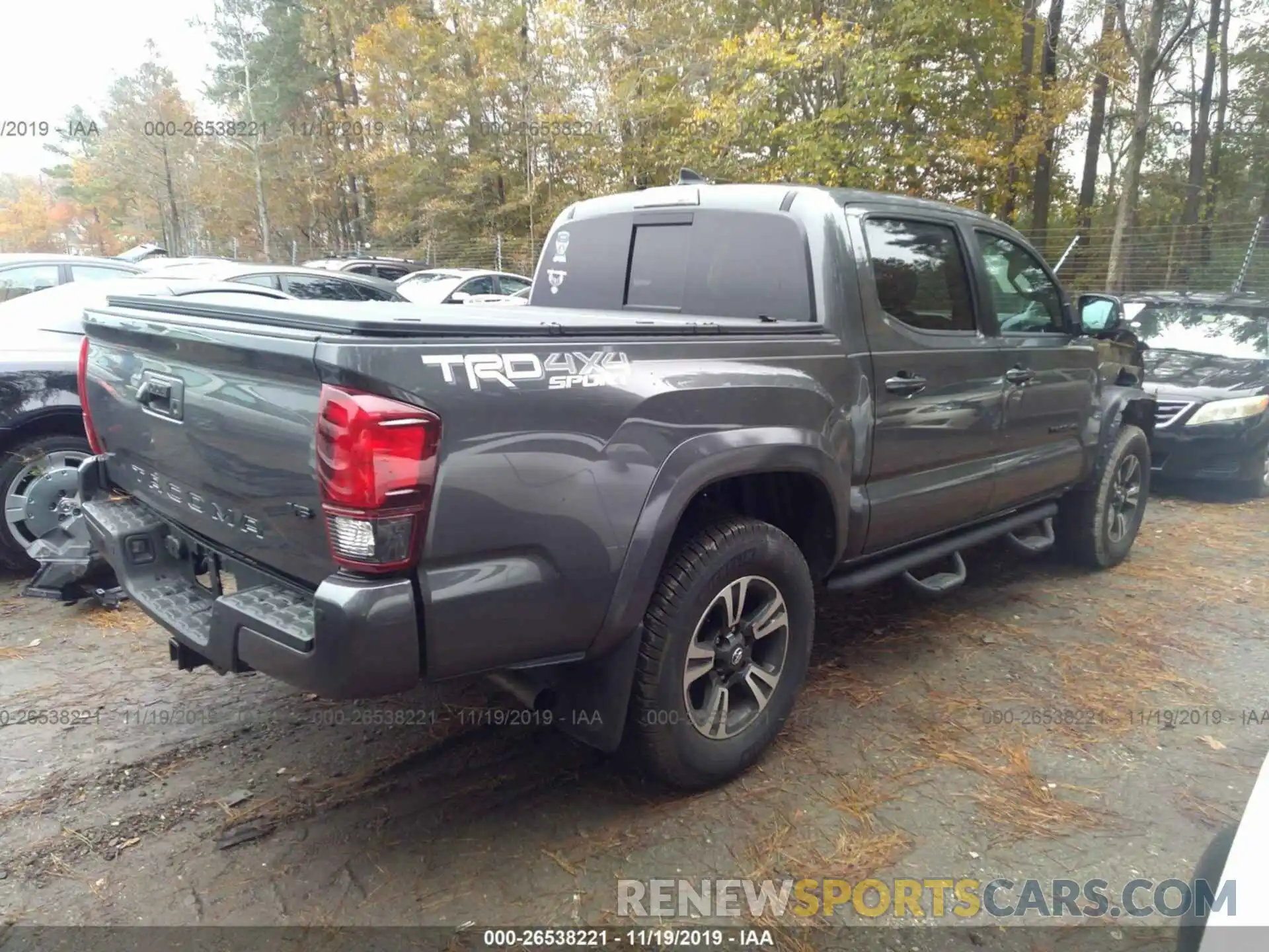 4 Фотография поврежденного автомобиля 3TMCZ5AN4KM231381 TOYOTA TACOMA 2019