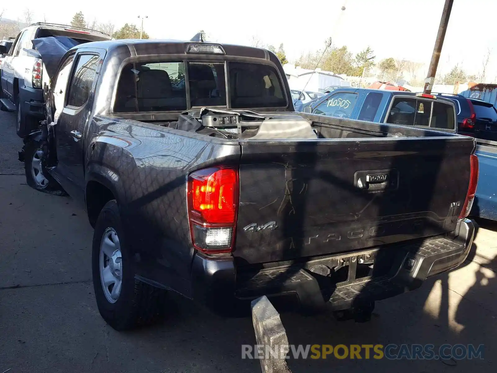 3 Photograph of a damaged car 3TMCZ5AN4KM232854 TOYOTA TACOMA 2019