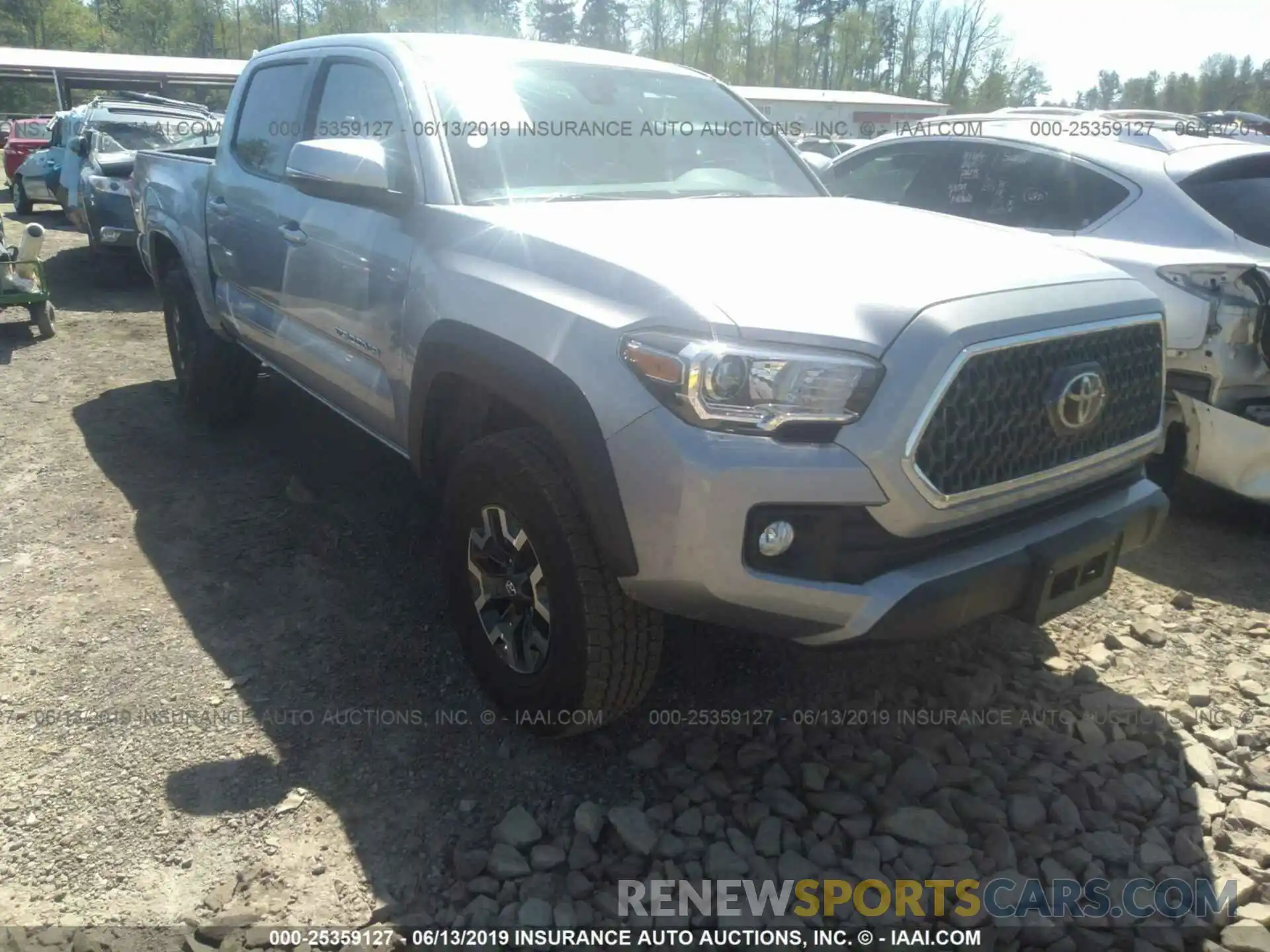 1 Photograph of a damaged car 3TMCZ5AN4KM235298 TOYOTA TACOMA 2019