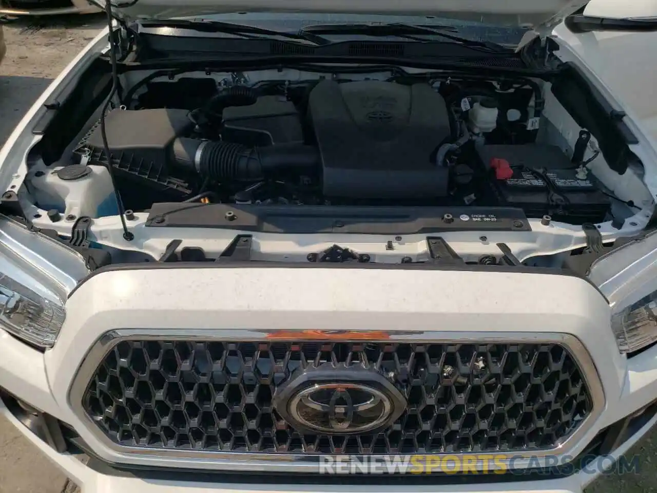 7 Photograph of a damaged car 3TMCZ5AN4KM236077 TOYOTA TACOMA 2019