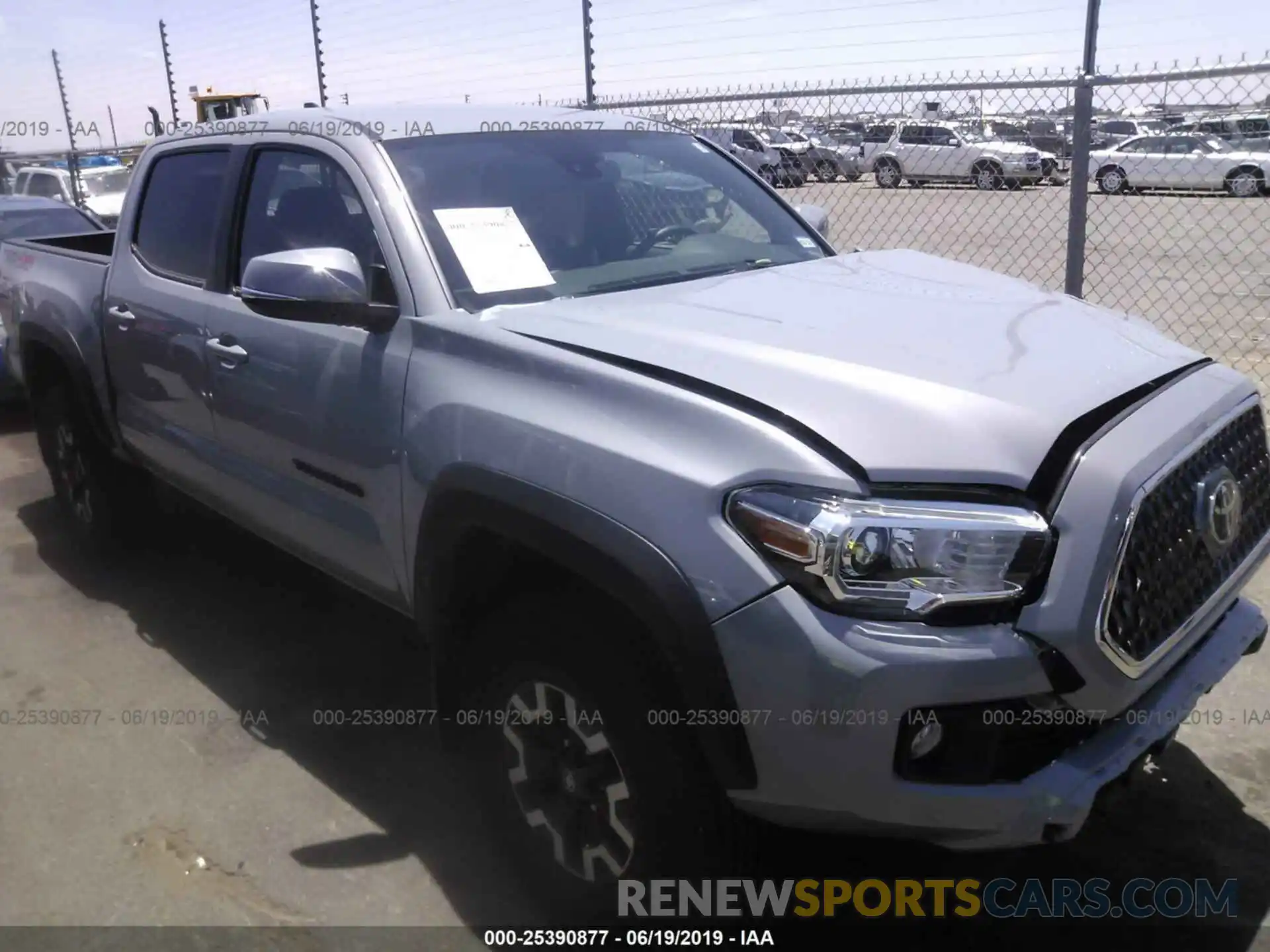 1 Photograph of a damaged car 3TMCZ5AN4KM241392 TOYOTA TACOMA 2019