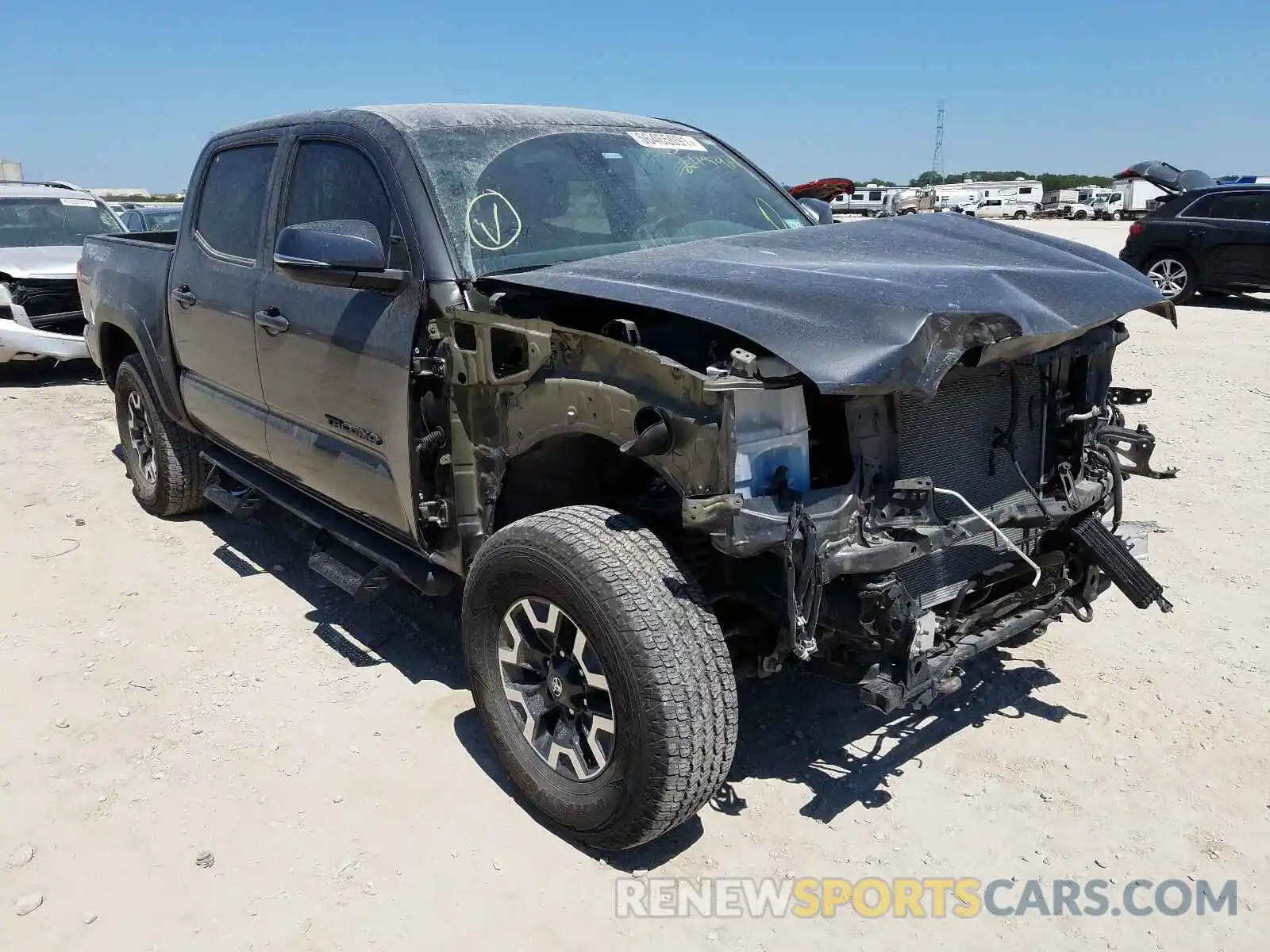 1 Photograph of a damaged car 3TMCZ5AN4KM243918 TOYOTA TACOMA 2019