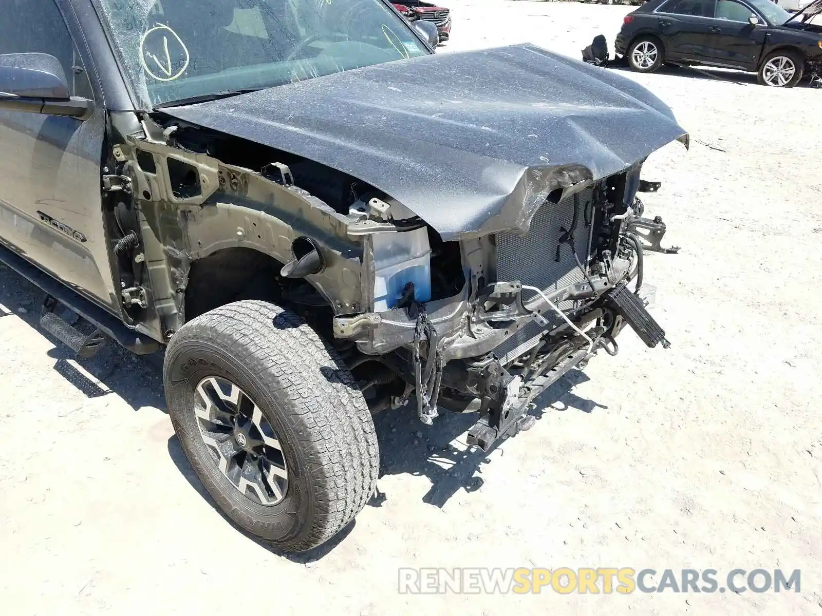 9 Photograph of a damaged car 3TMCZ5AN4KM243918 TOYOTA TACOMA 2019