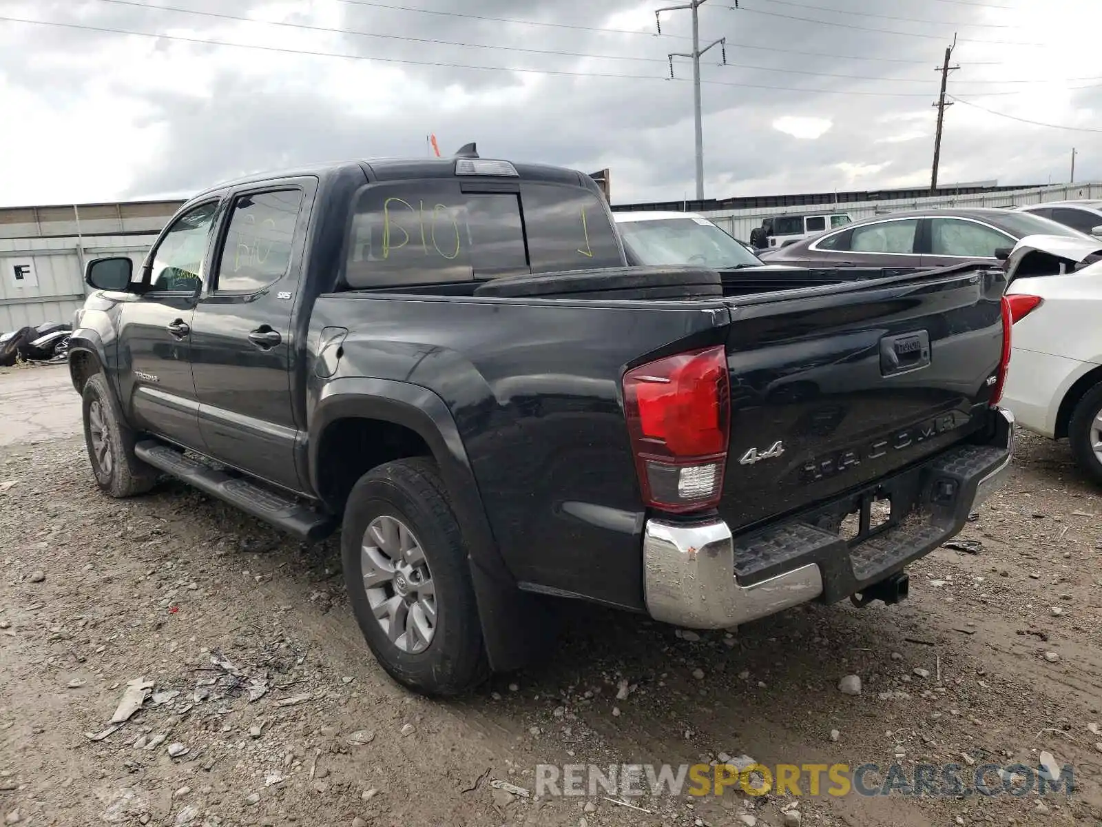 3 Photograph of a damaged car 3TMCZ5AN4KM245989 TOYOTA TACOMA 2019