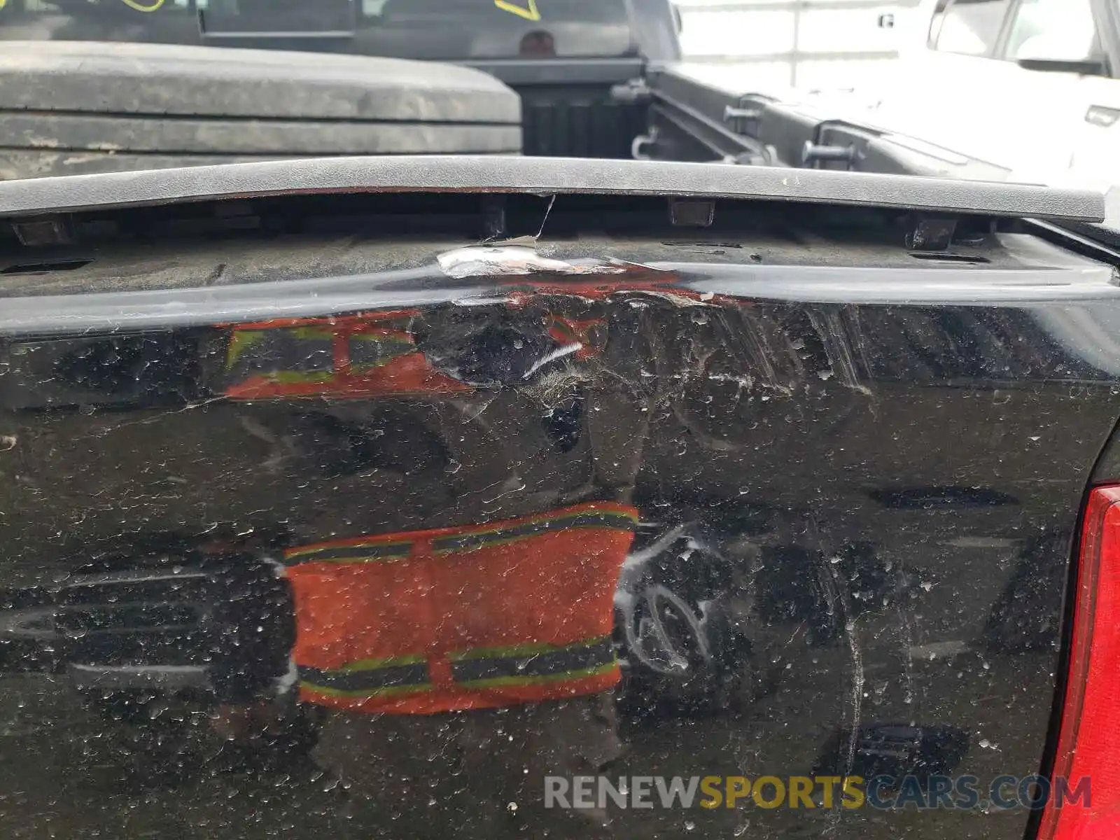 9 Photograph of a damaged car 3TMCZ5AN4KM245989 TOYOTA TACOMA 2019