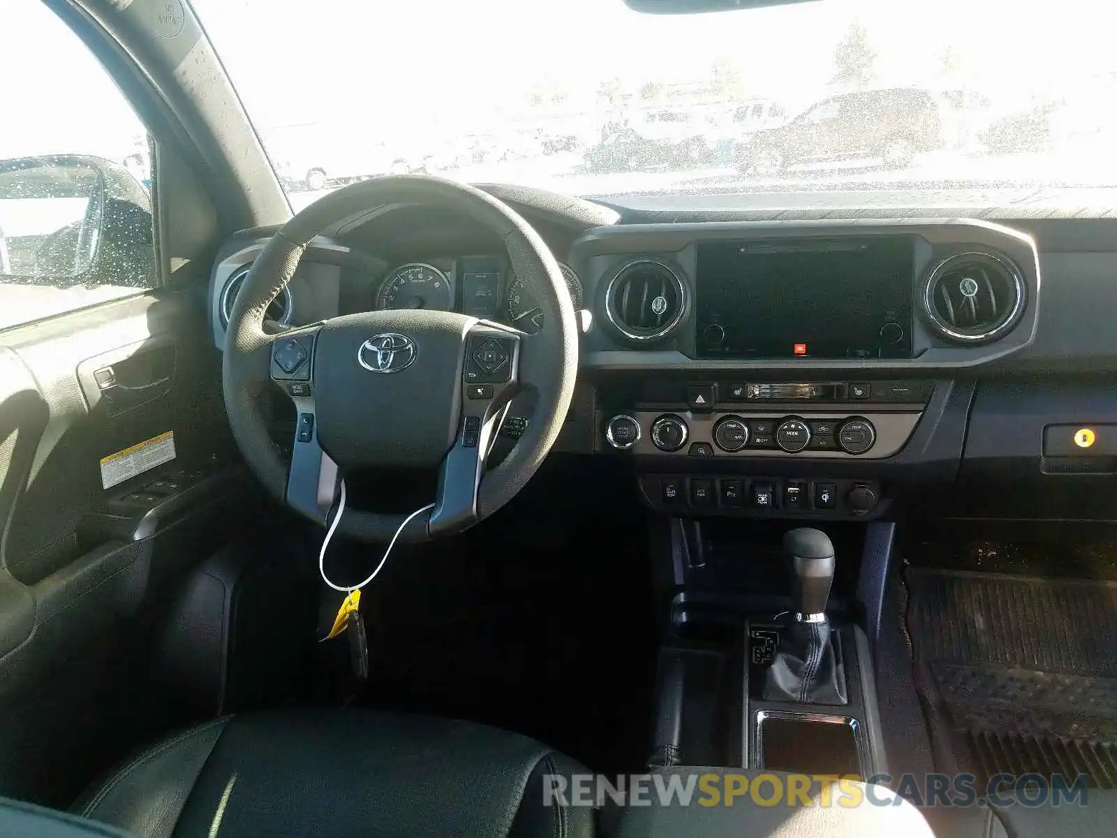 9 Photograph of a damaged car 3TMCZ5AN4KM246687 TOYOTA TACOMA 2019