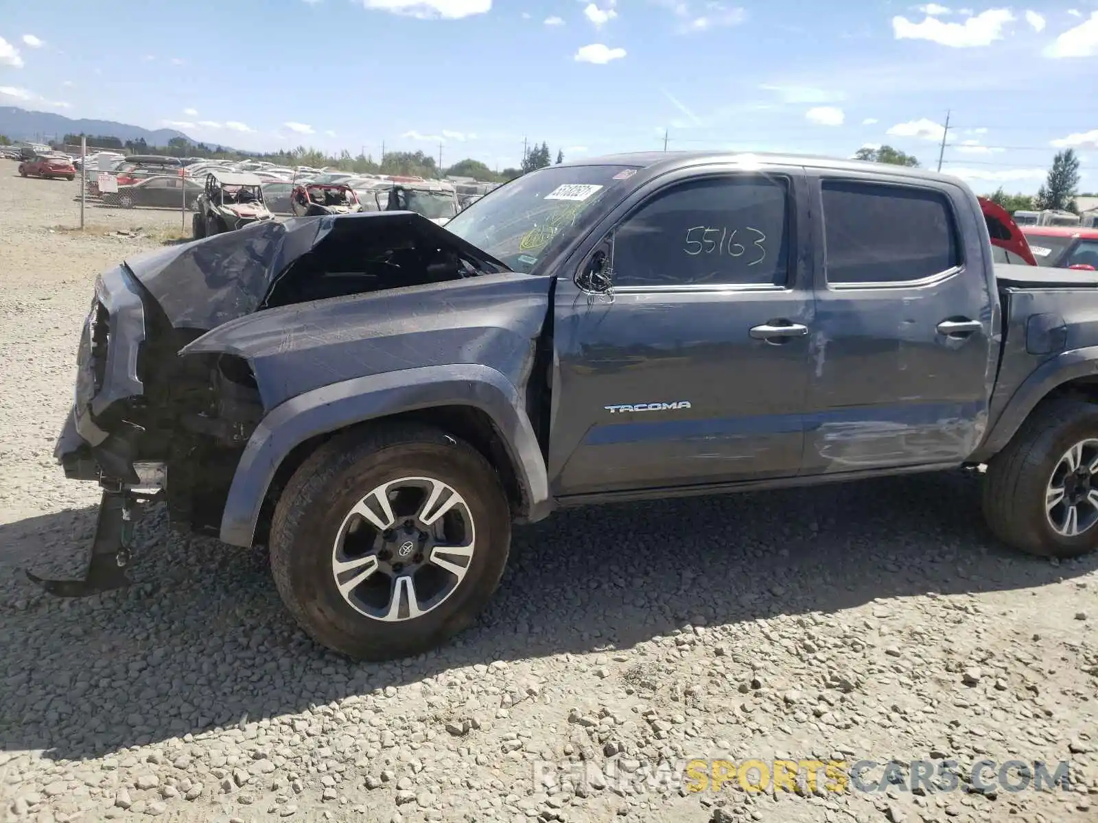 9 Photograph of a damaged car 3TMCZ5AN4KM257253 TOYOTA TACOMA 2019