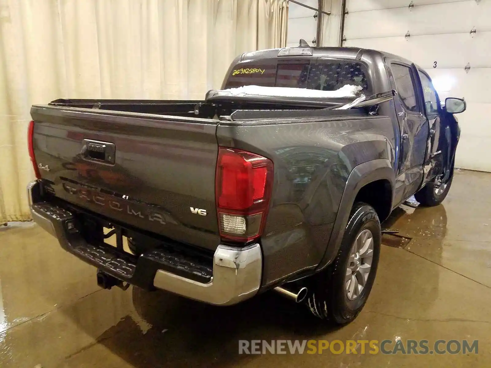 4 Photograph of a damaged car 3TMCZ5AN4KM257933 TOYOTA TACOMA 2019